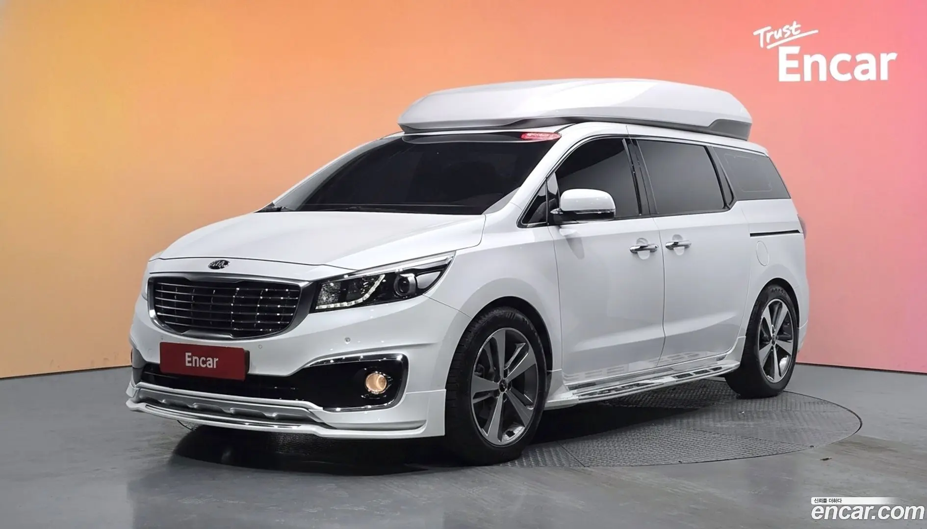 Main__Slider__Photo:Canival Kia 2017.9-0