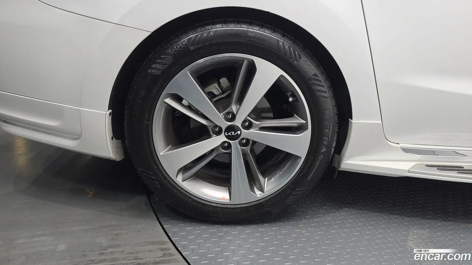 Canival Kia 2017.9-OPTION-043