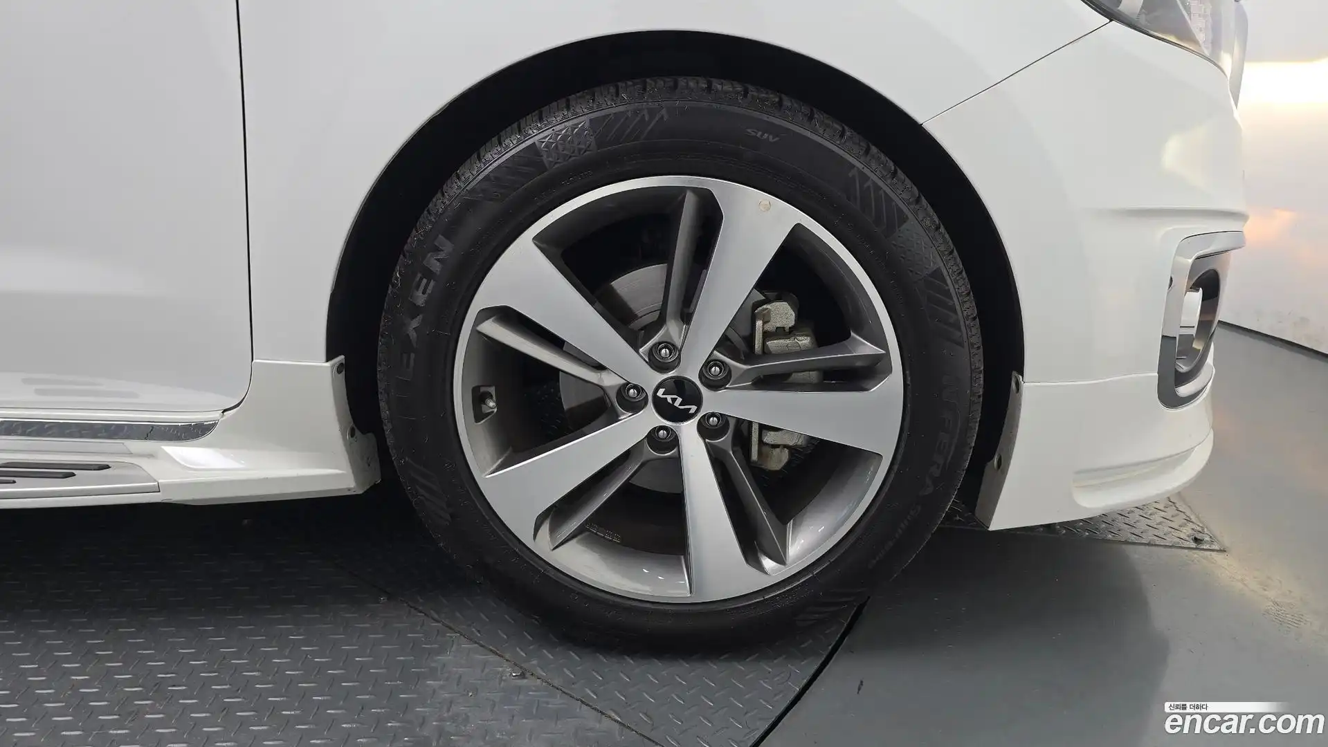 Canival Kia 2017.9-OPTION-044