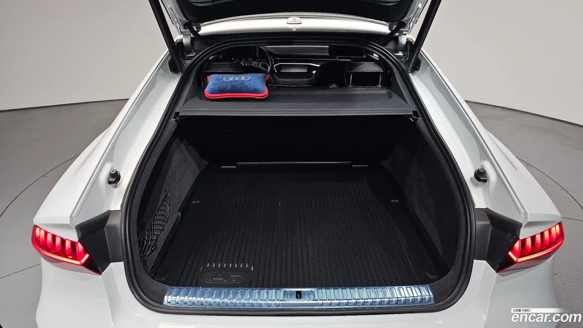 A7 Audi 2022.4-OPTION-024