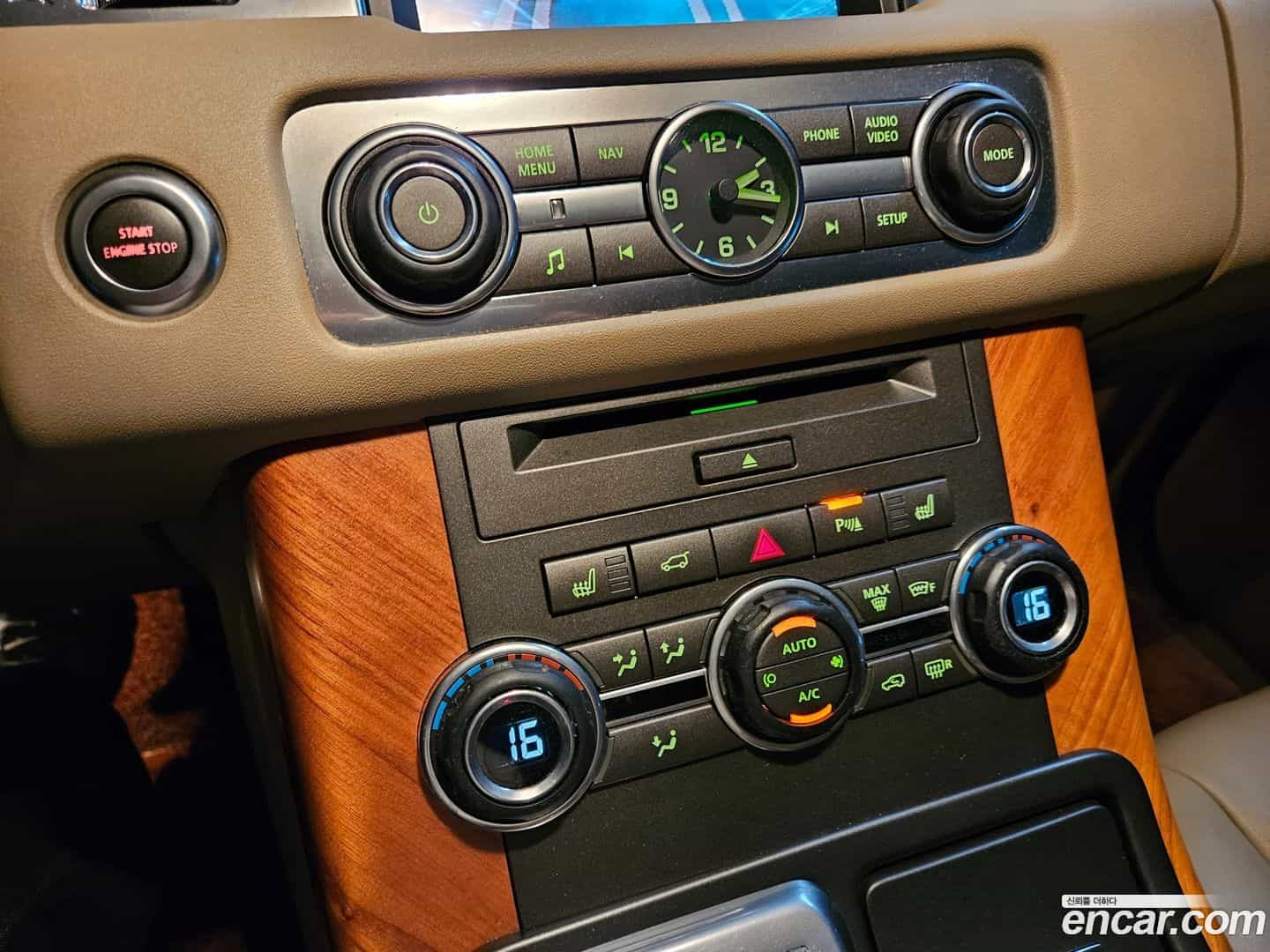 Range Rover Sport Land Rover 2012.2-INNER-009
