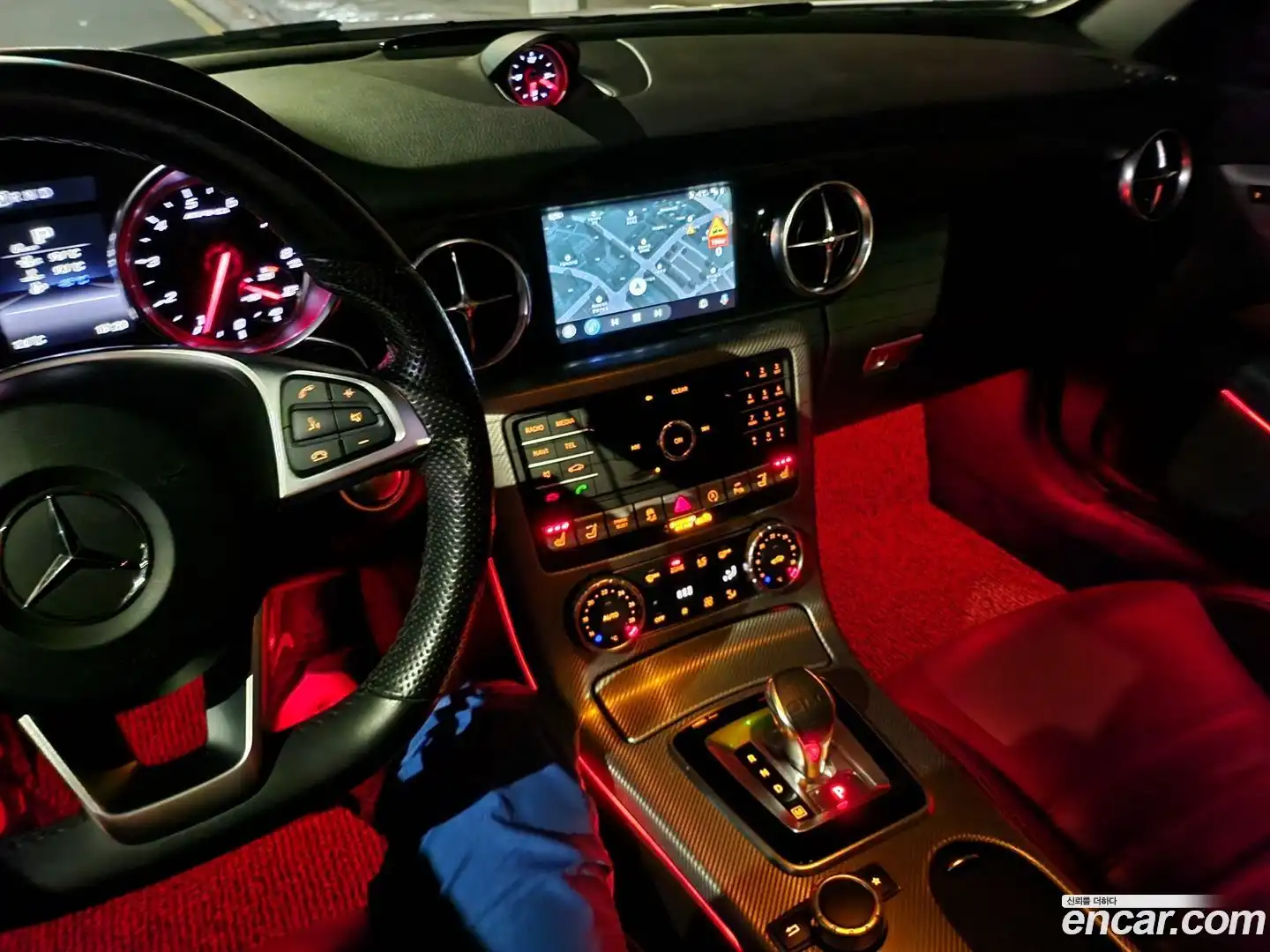 SLC-Class Mercedes-Benz 2017.1-OUTER-006