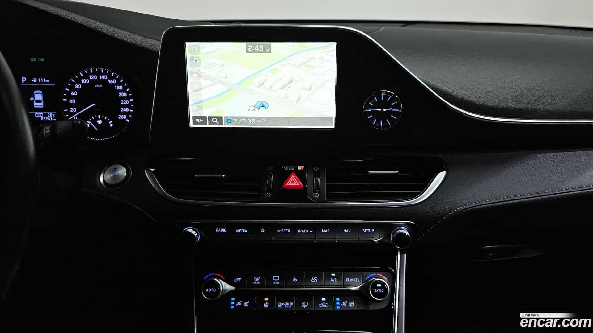 Grandeur Hyundai 2019.1-OPTION-016