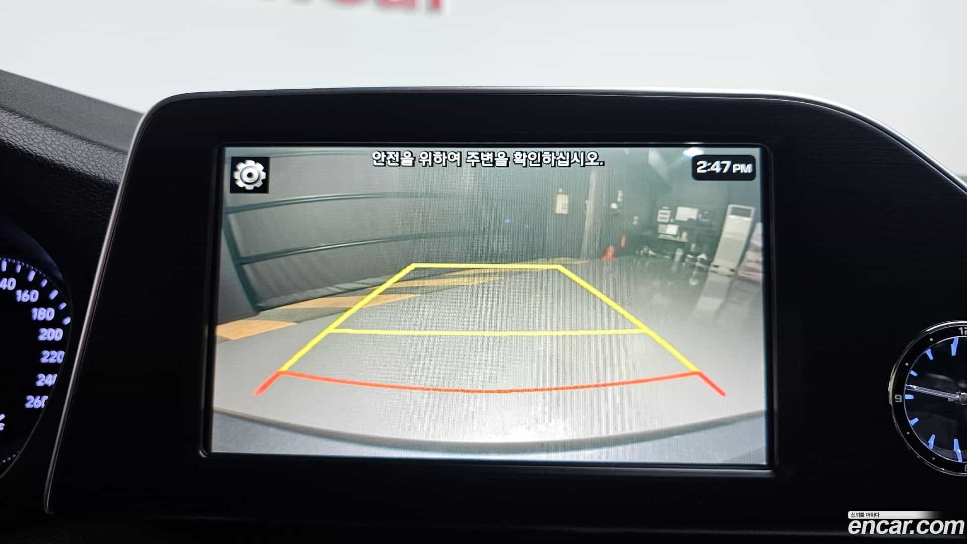 Grandeur Hyundai 2019.1-OPTION-018