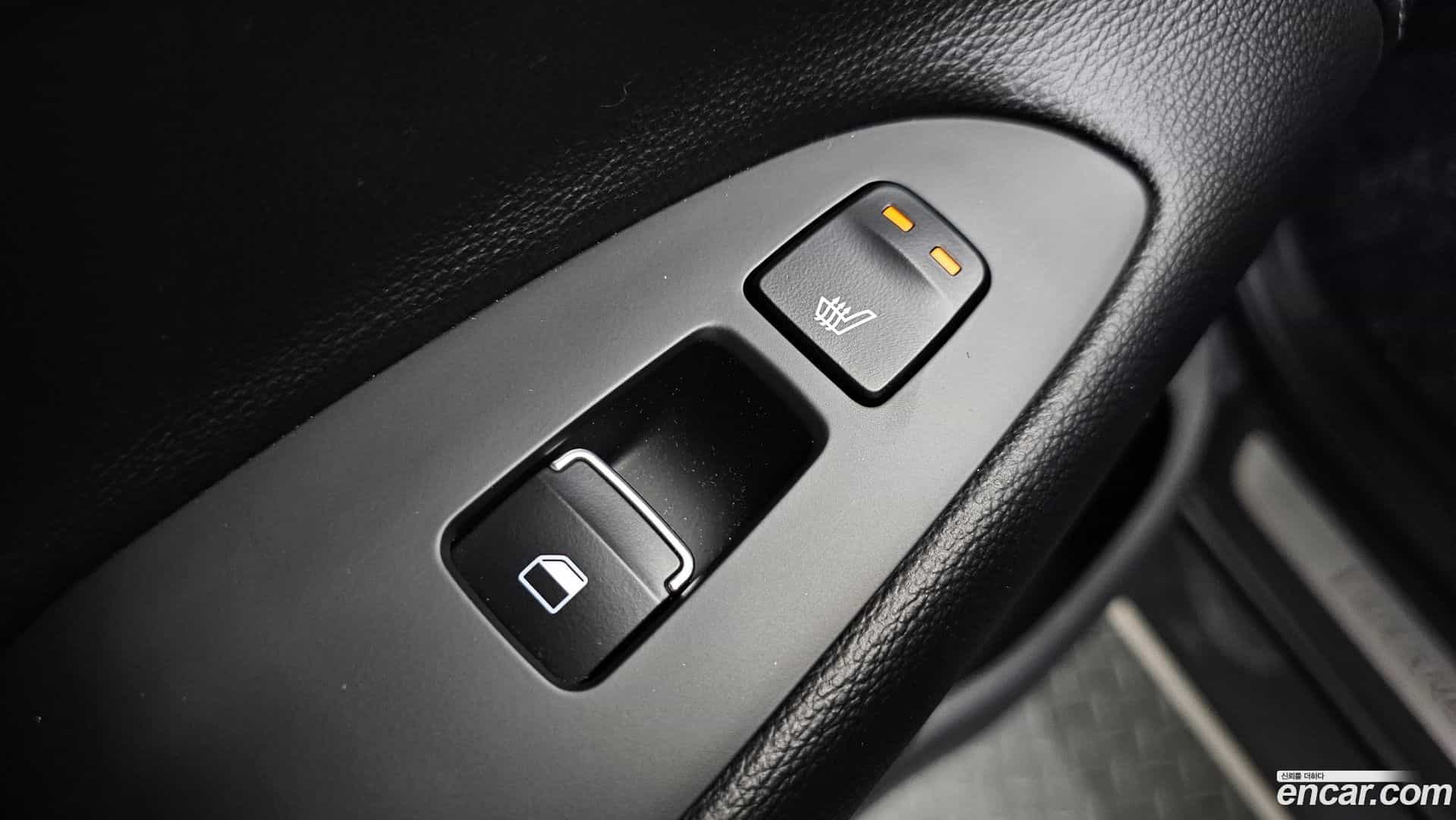 Grandeur Hyundai 2019.1-OPTION-042