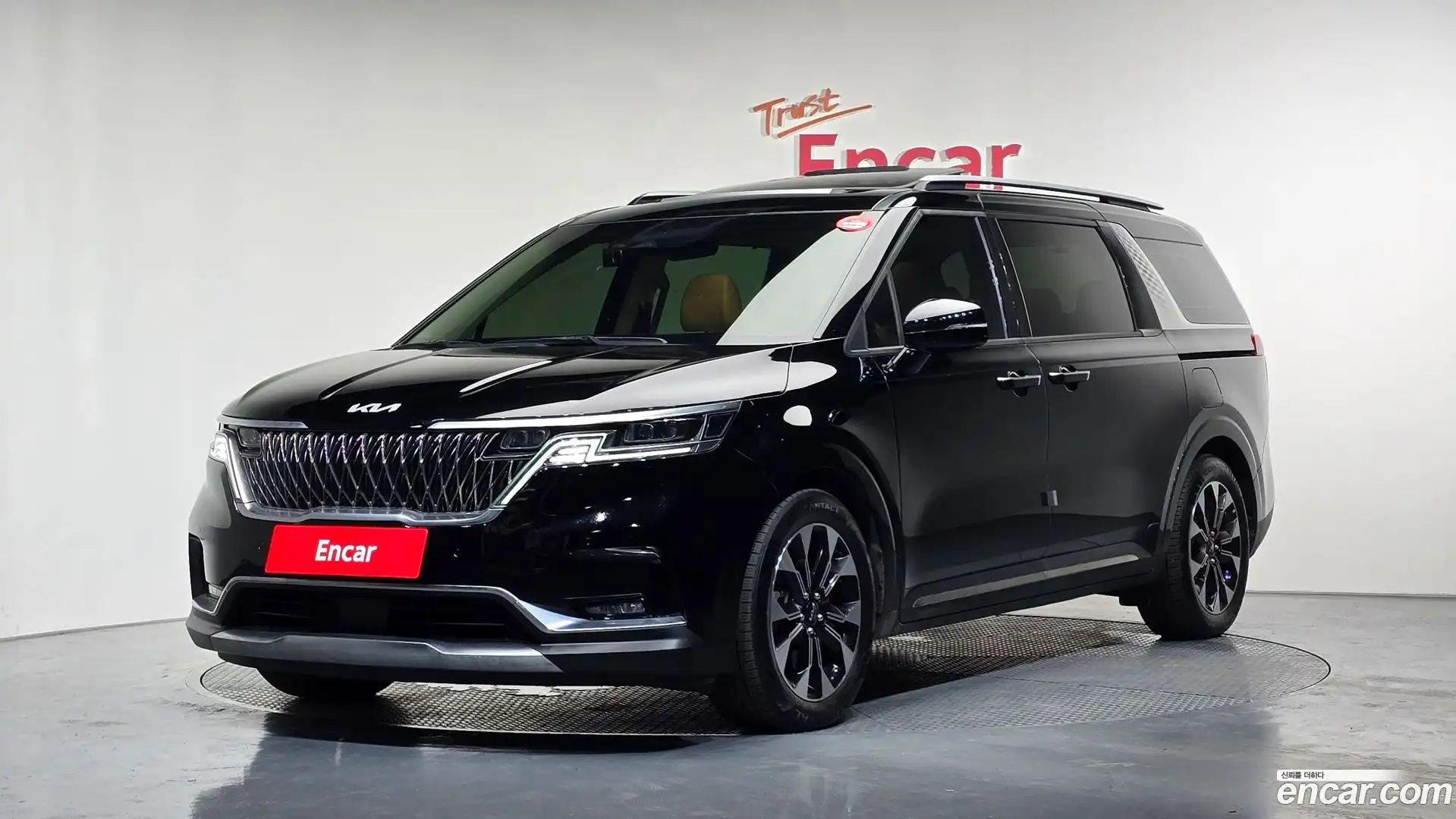 Canival Kia 2023.0-OUTER-001