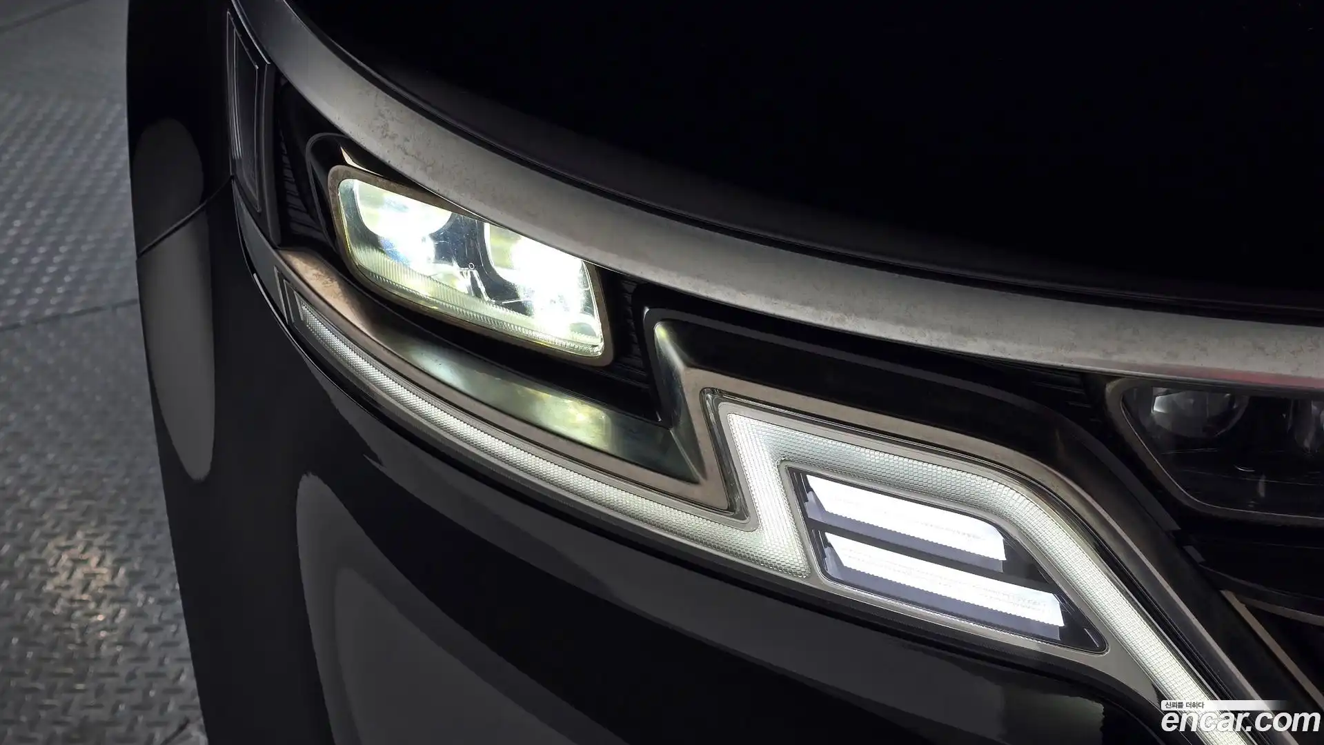Canival Kia 2023.0-OUTER-032