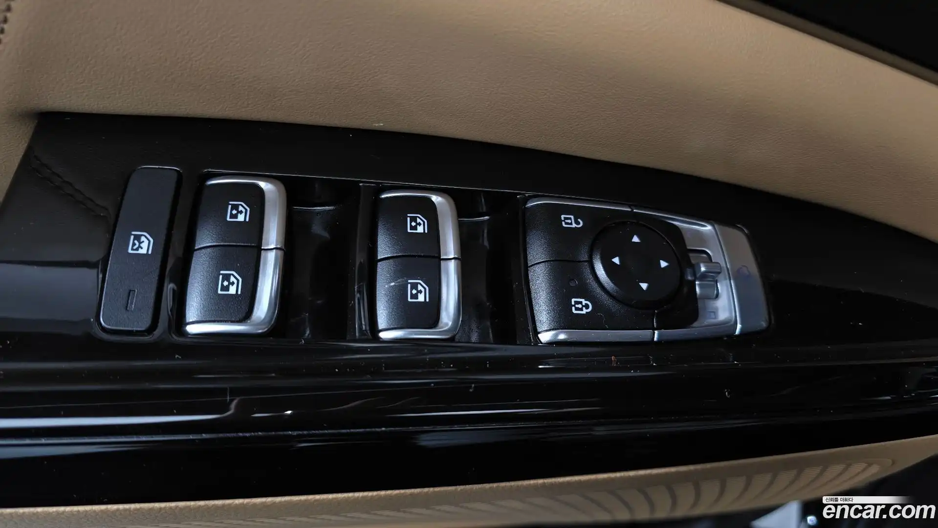Canival Kia 2023.0-OPTION-042