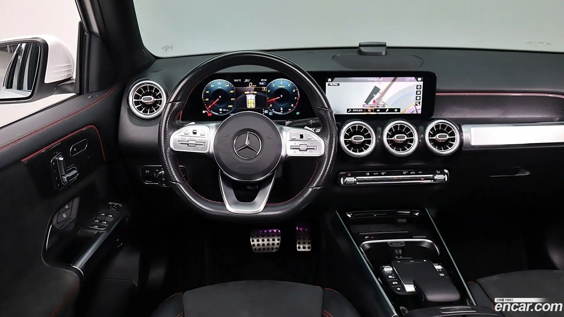 GLB-Class Mercedes-Benz 2021.3-INNER-007