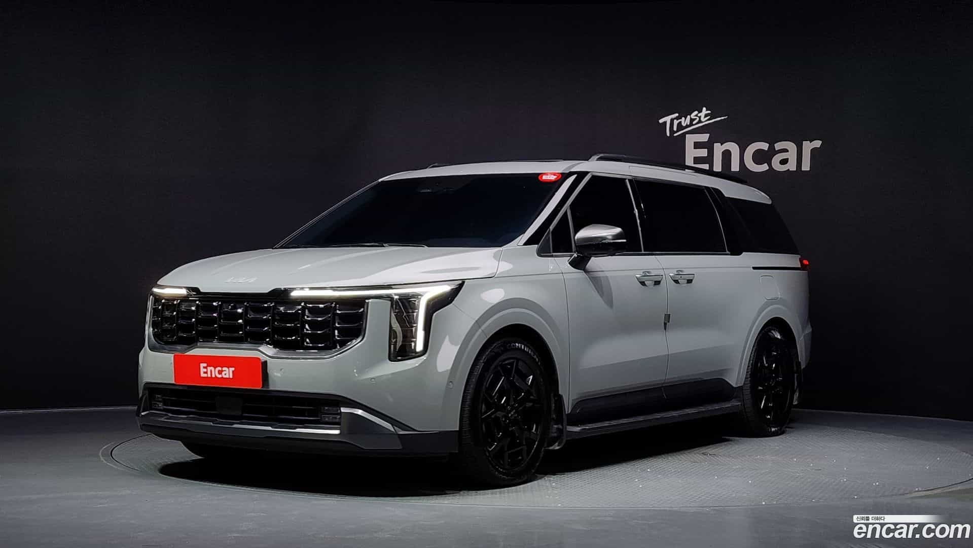 Canival Kia 2024.8-OUTER-001