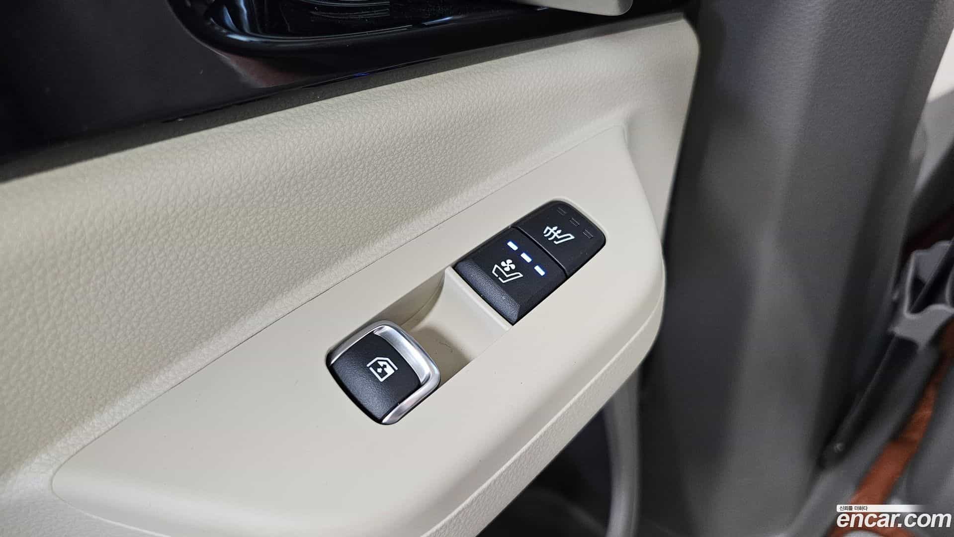 Canival Kia 2024.8-OPTION-023