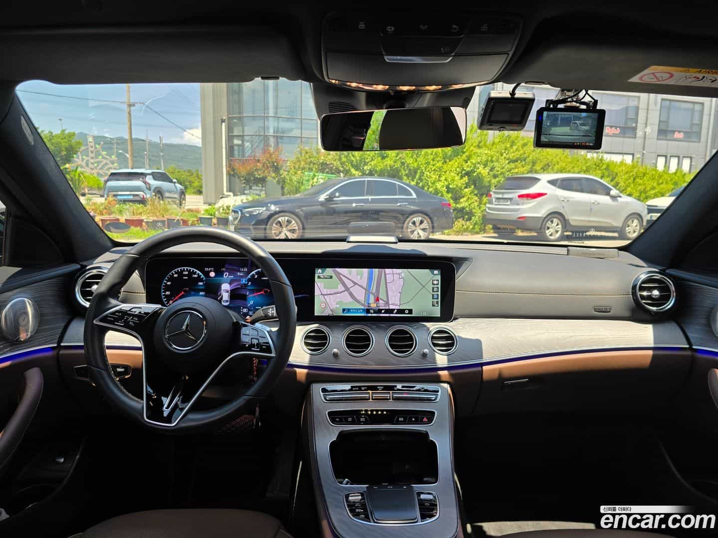 E-Class Mercedes-Benz 2023.2-OPTION-021
