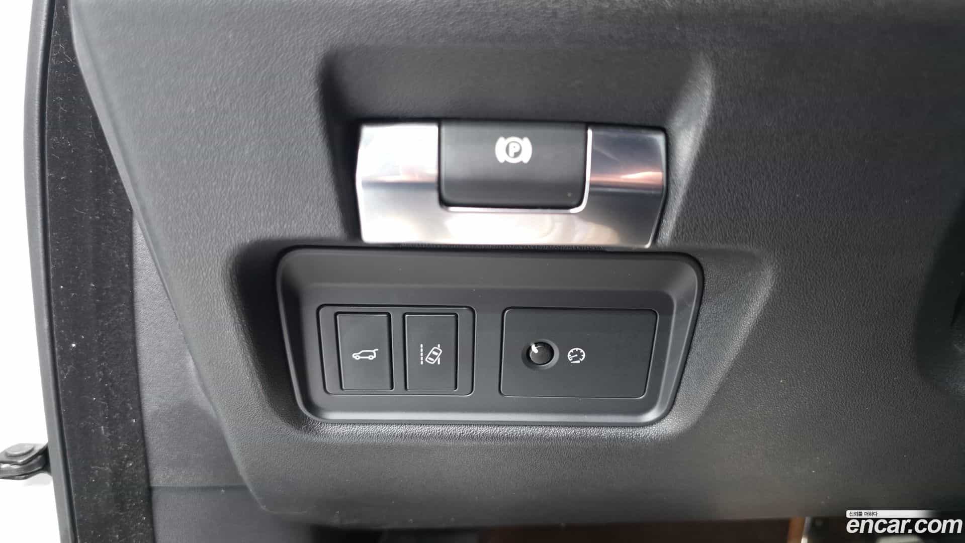 E-PACE Jaguar 2018.7-OPTION-043