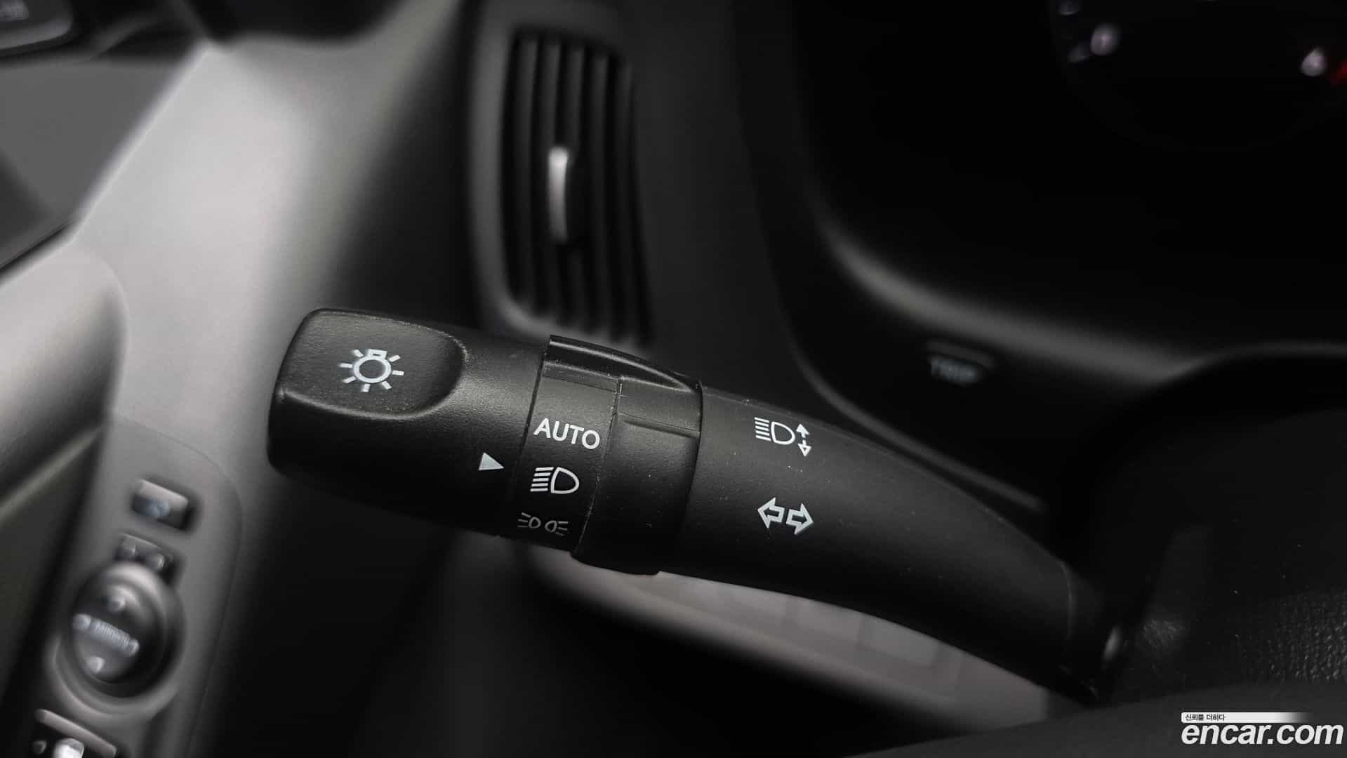 Starex Hyundai 2020.3-OPTION-021