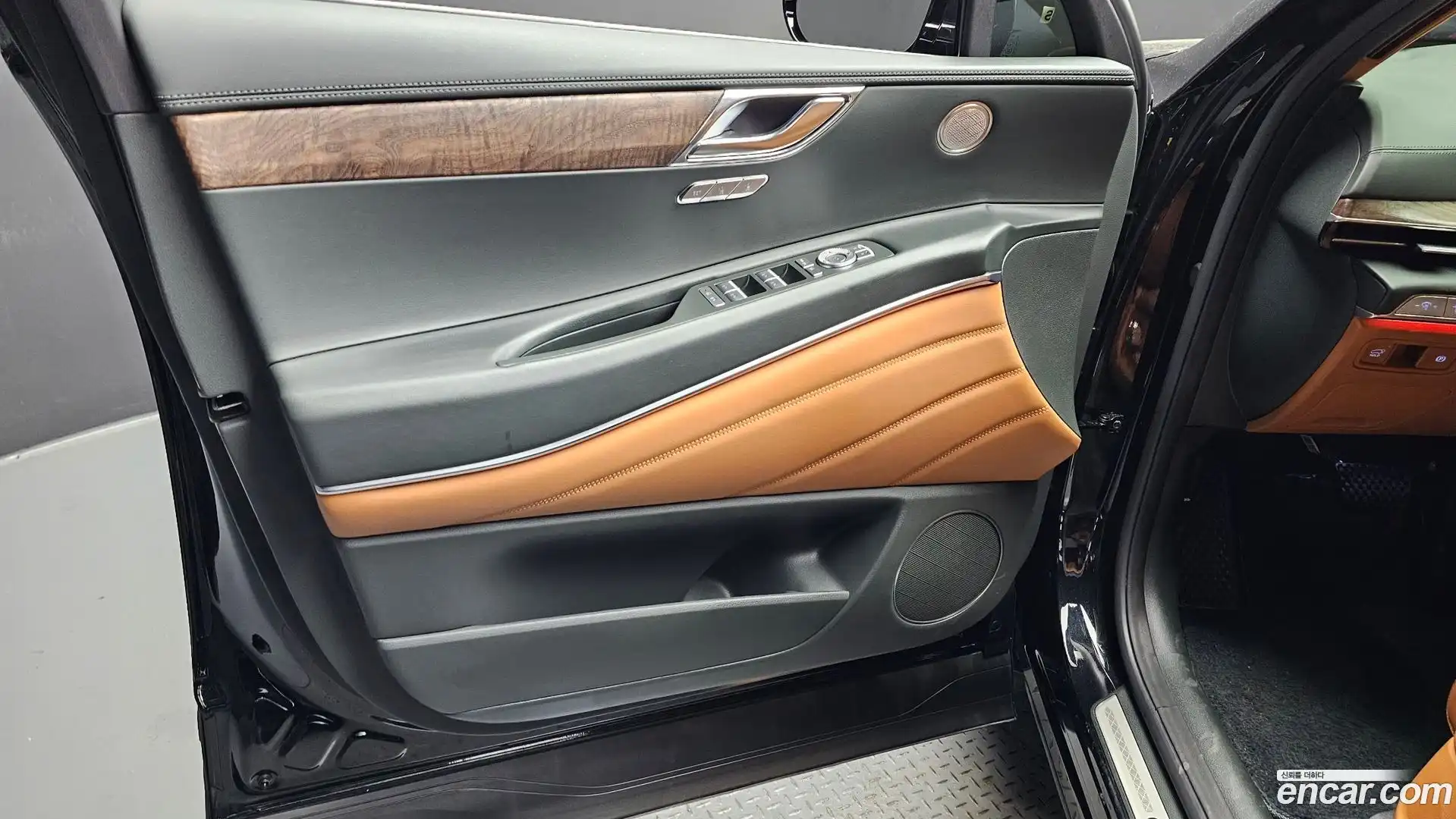 GV80 Genesis 2024.0-INNER-034