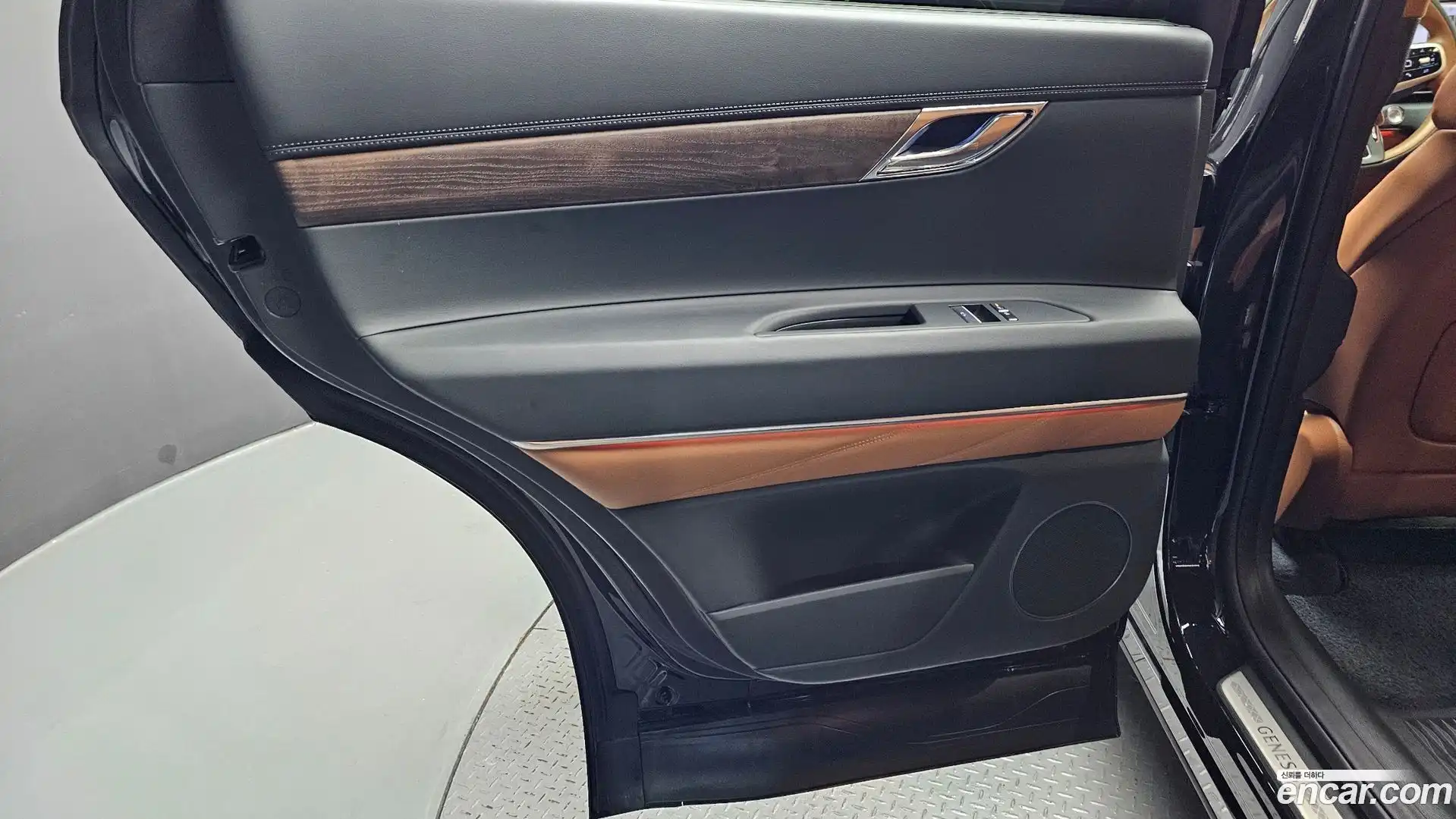 GV80 Genesis 2024.0-INNER-035