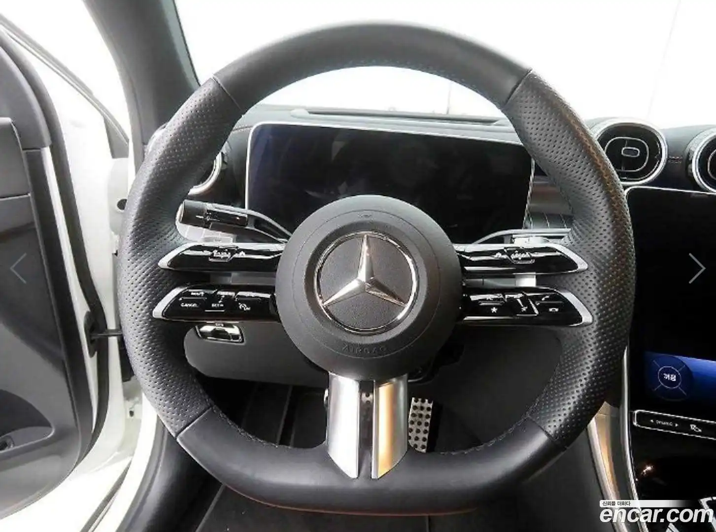 GLC-Class Mercedes-Benz 2024.9-OPTION-016