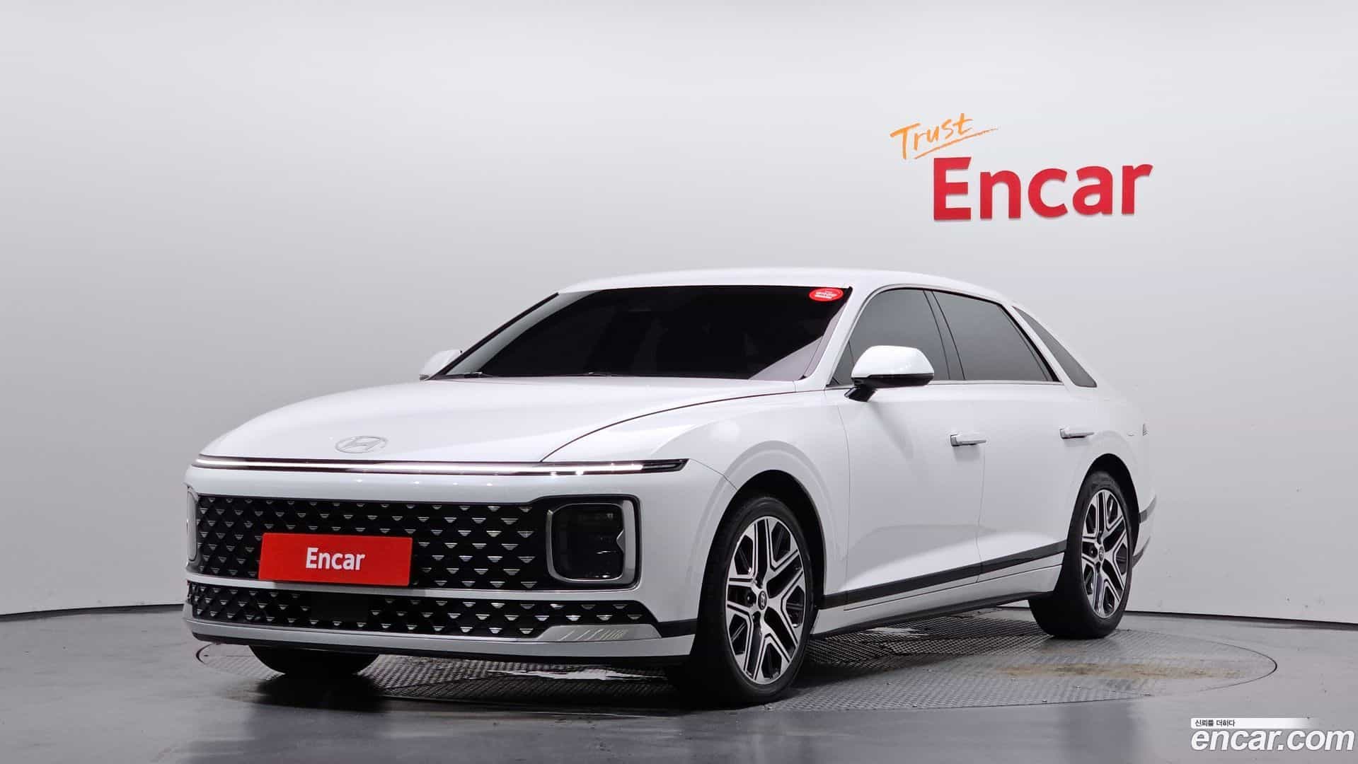 Grandeur Hyundai 2024.3-OUTER-001