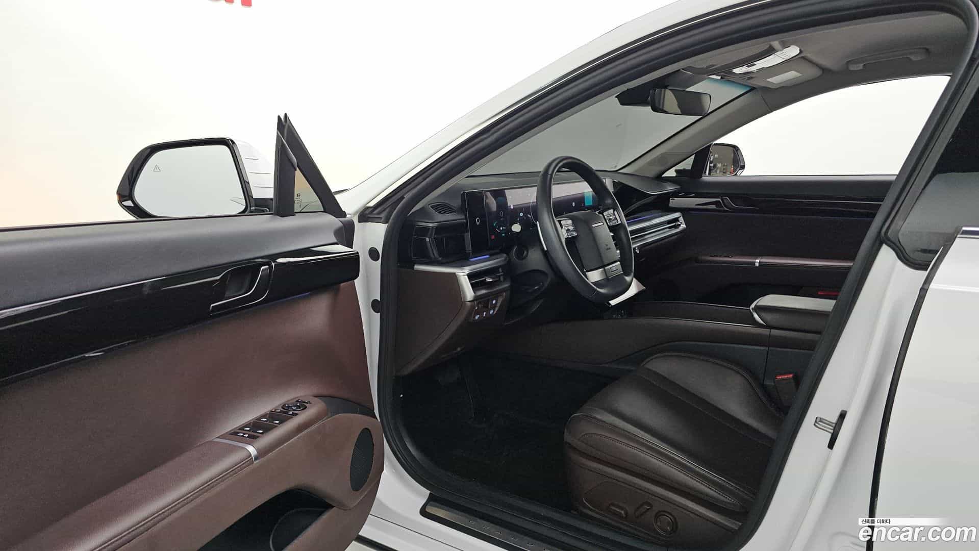 Grandeur Hyundai 2024.3-INNER-010