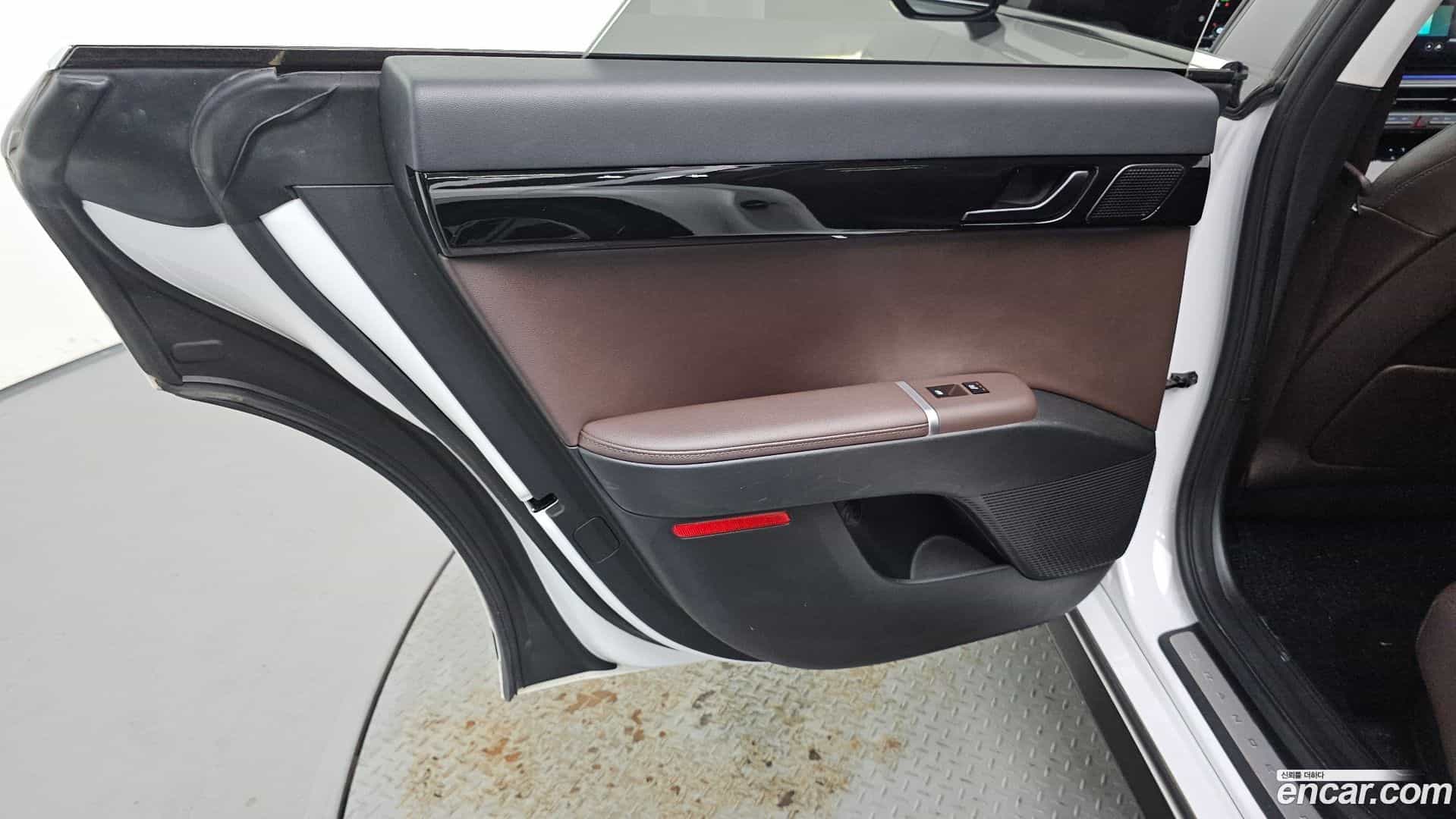 Grandeur Hyundai 2024.3-INNER-035