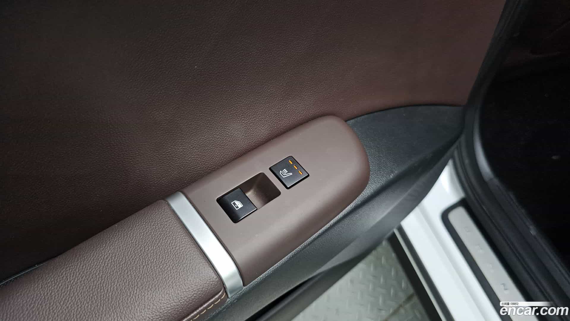 Grandeur Hyundai 2024.3-OPTION-041