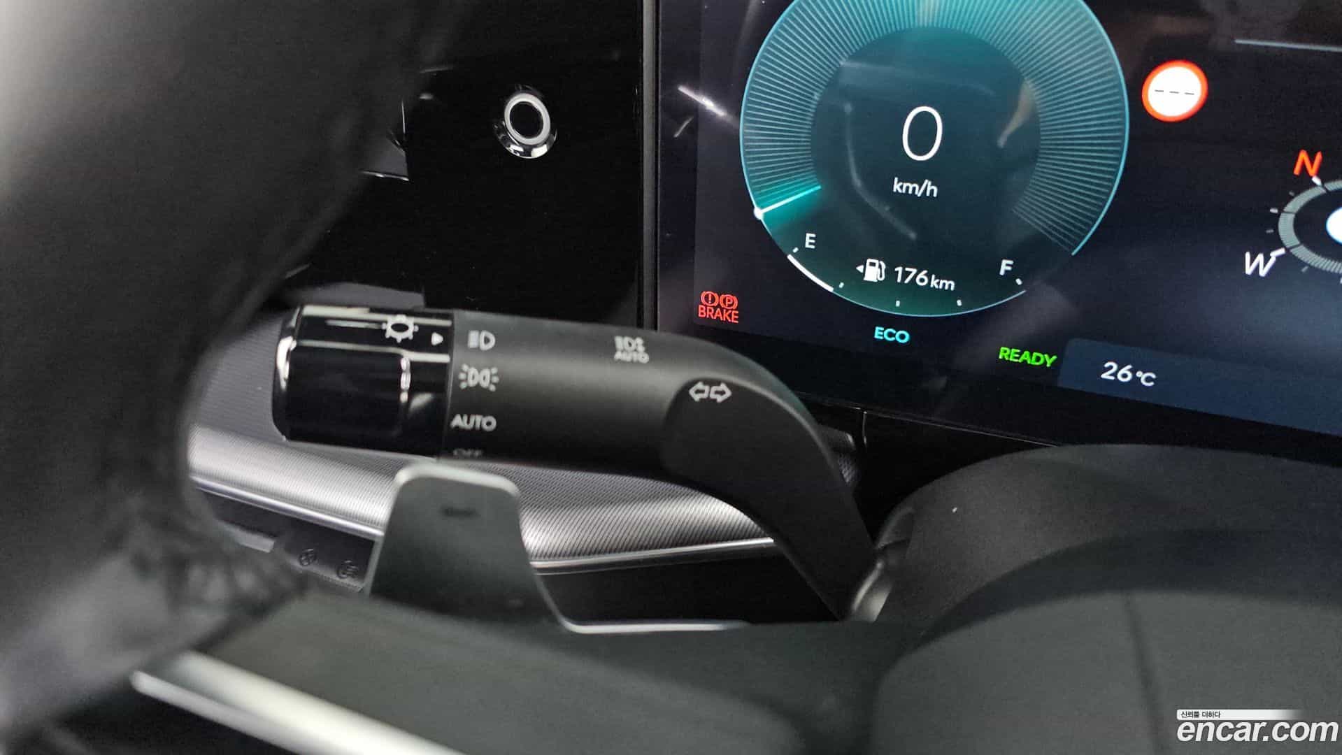 Grandeur Hyundai 2024.3-OPTION-042