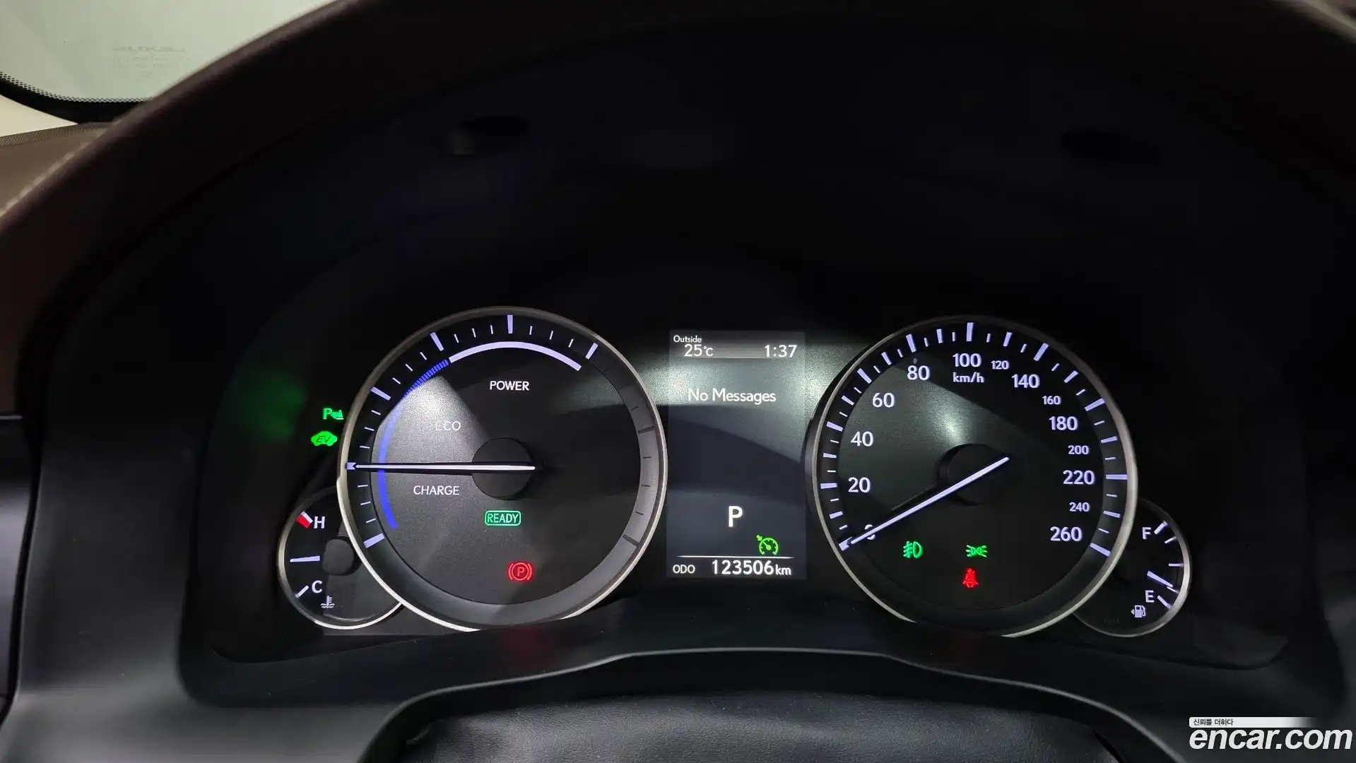 ES Lexus 2018.3-INNER-008