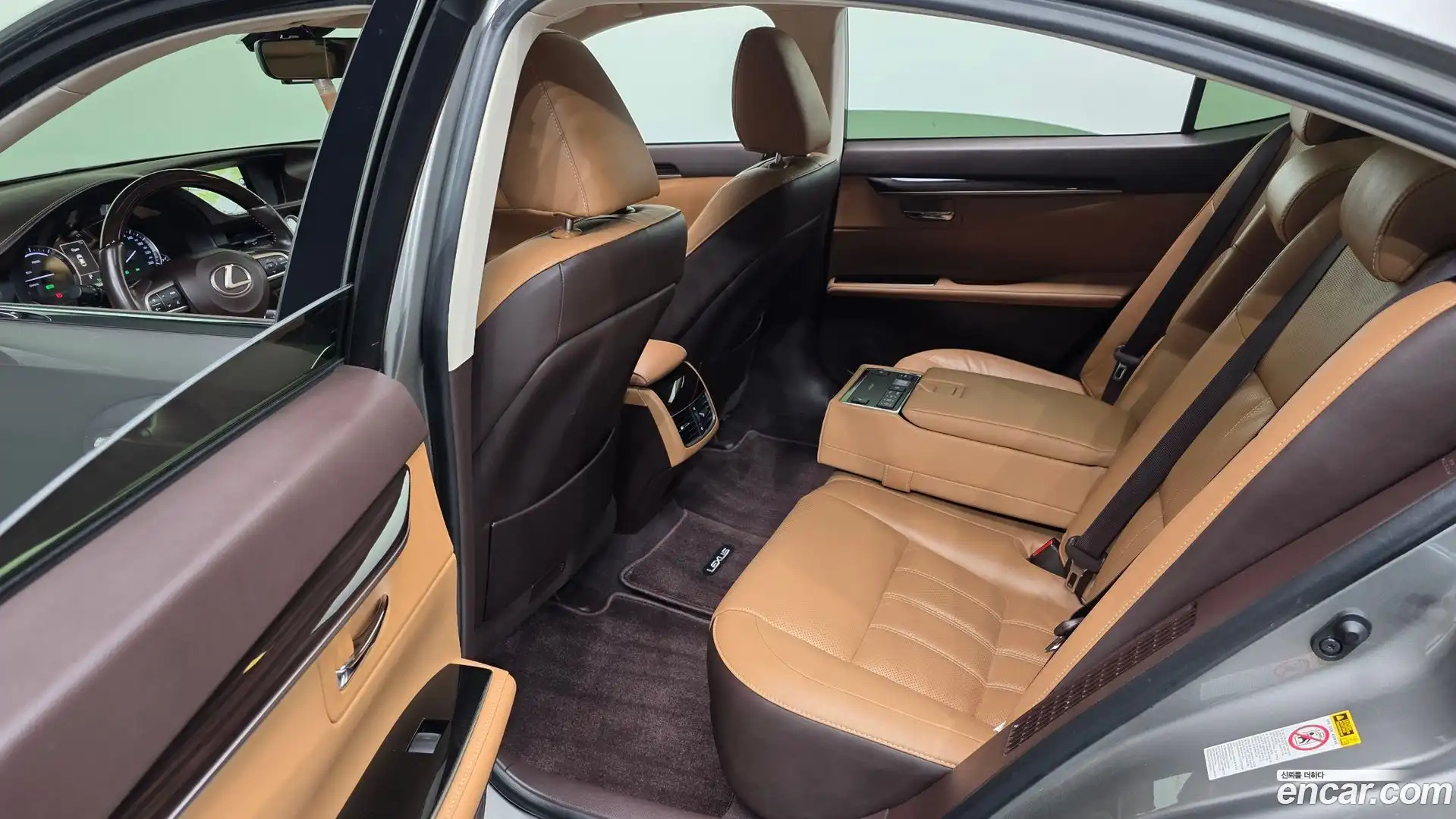 ES Lexus 2018.3-OPTION-016