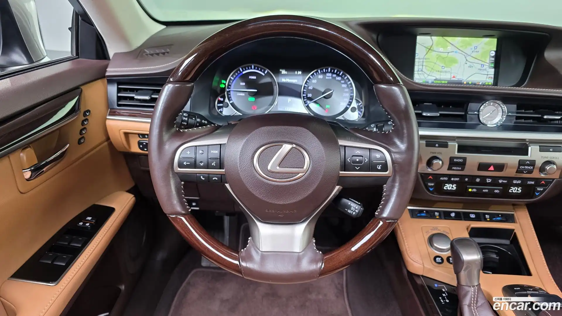 ES Lexus 2018.3-OPTION-017