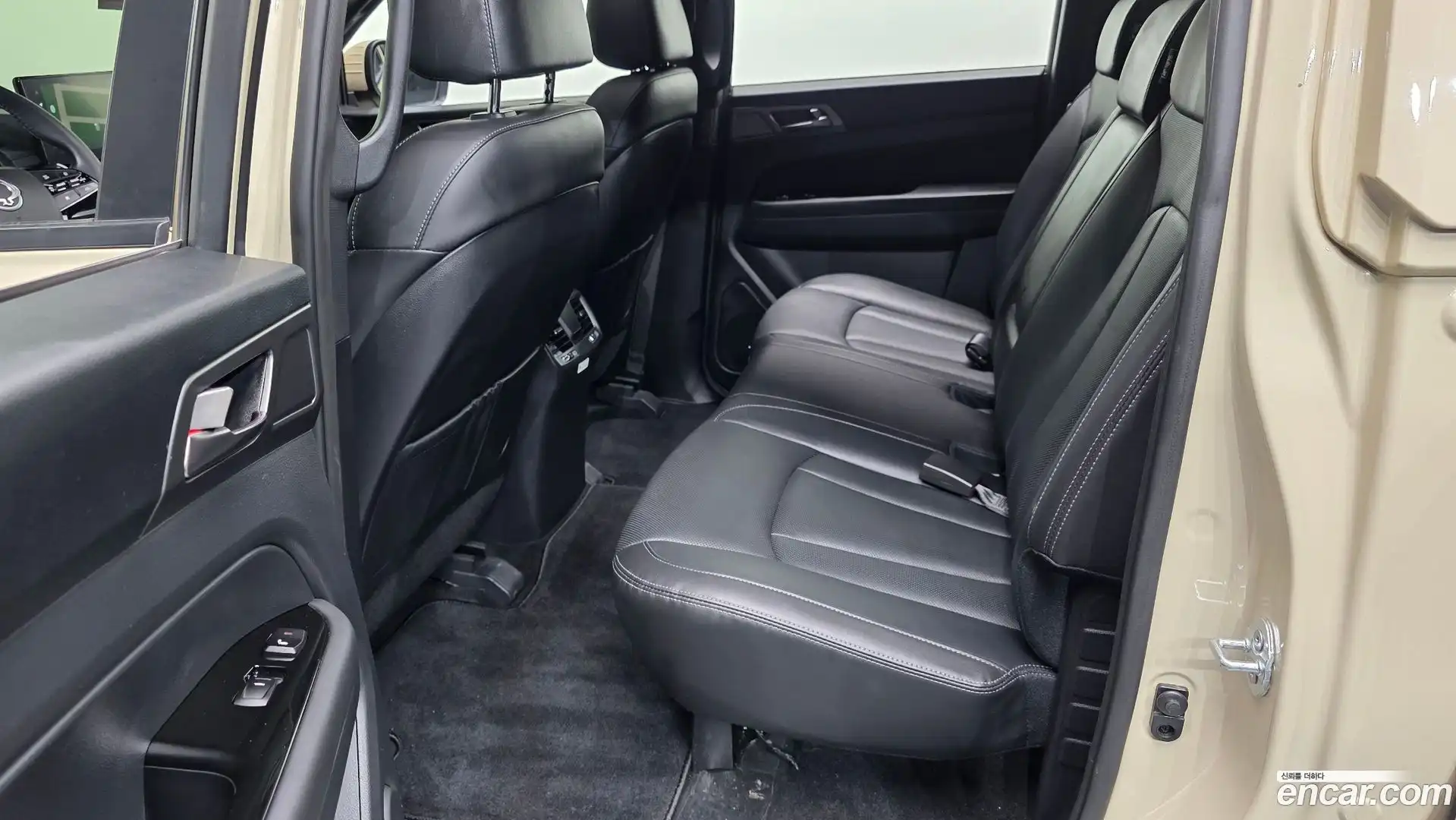 Rexton KG Mobility 2023.5-OPTION-016