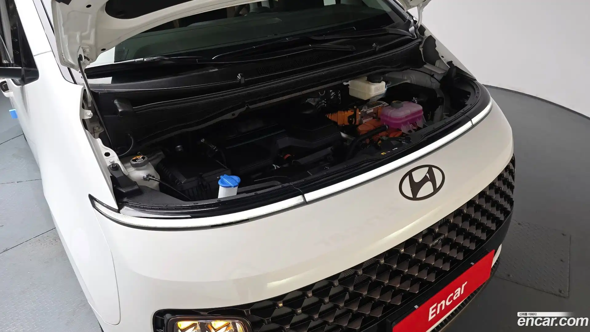 Staria Hyundai 2024.6-OUTER-006