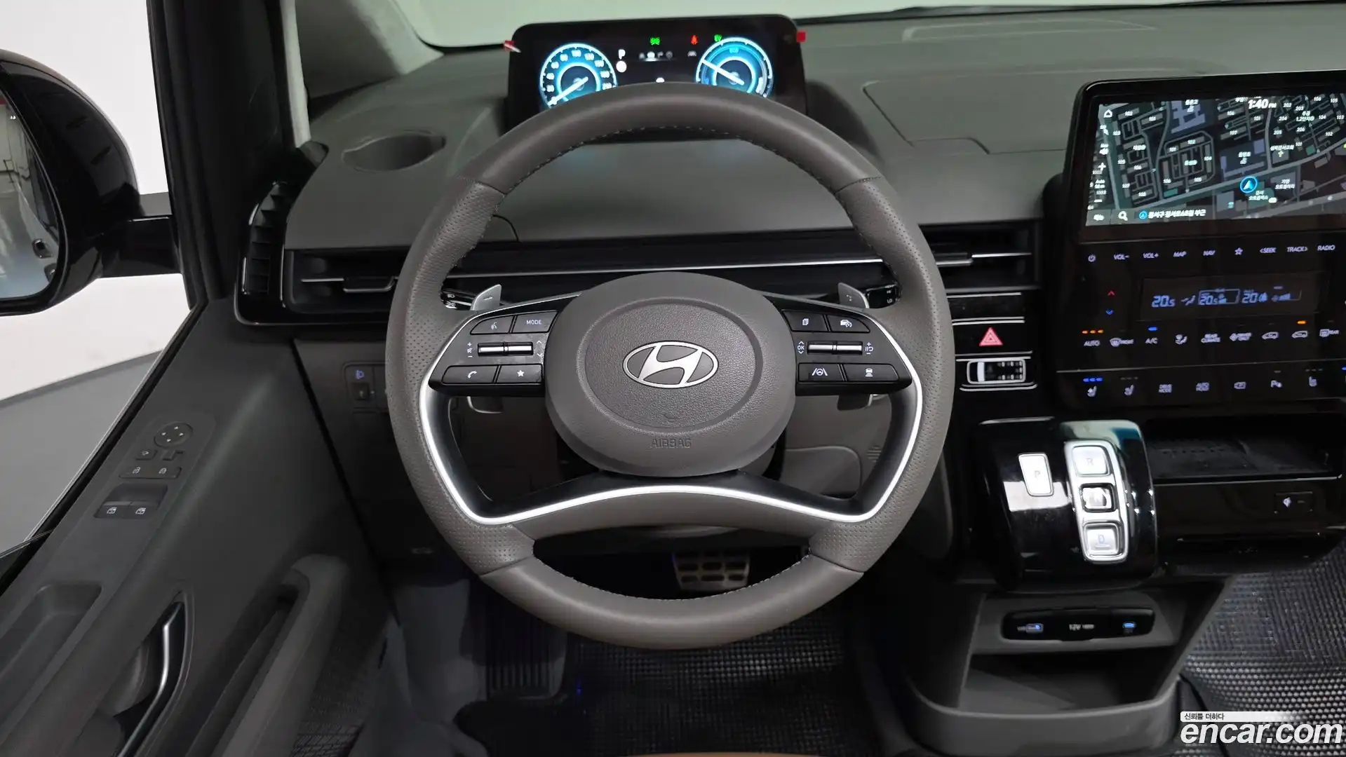Staria Hyundai 2024.6-OPTION-016