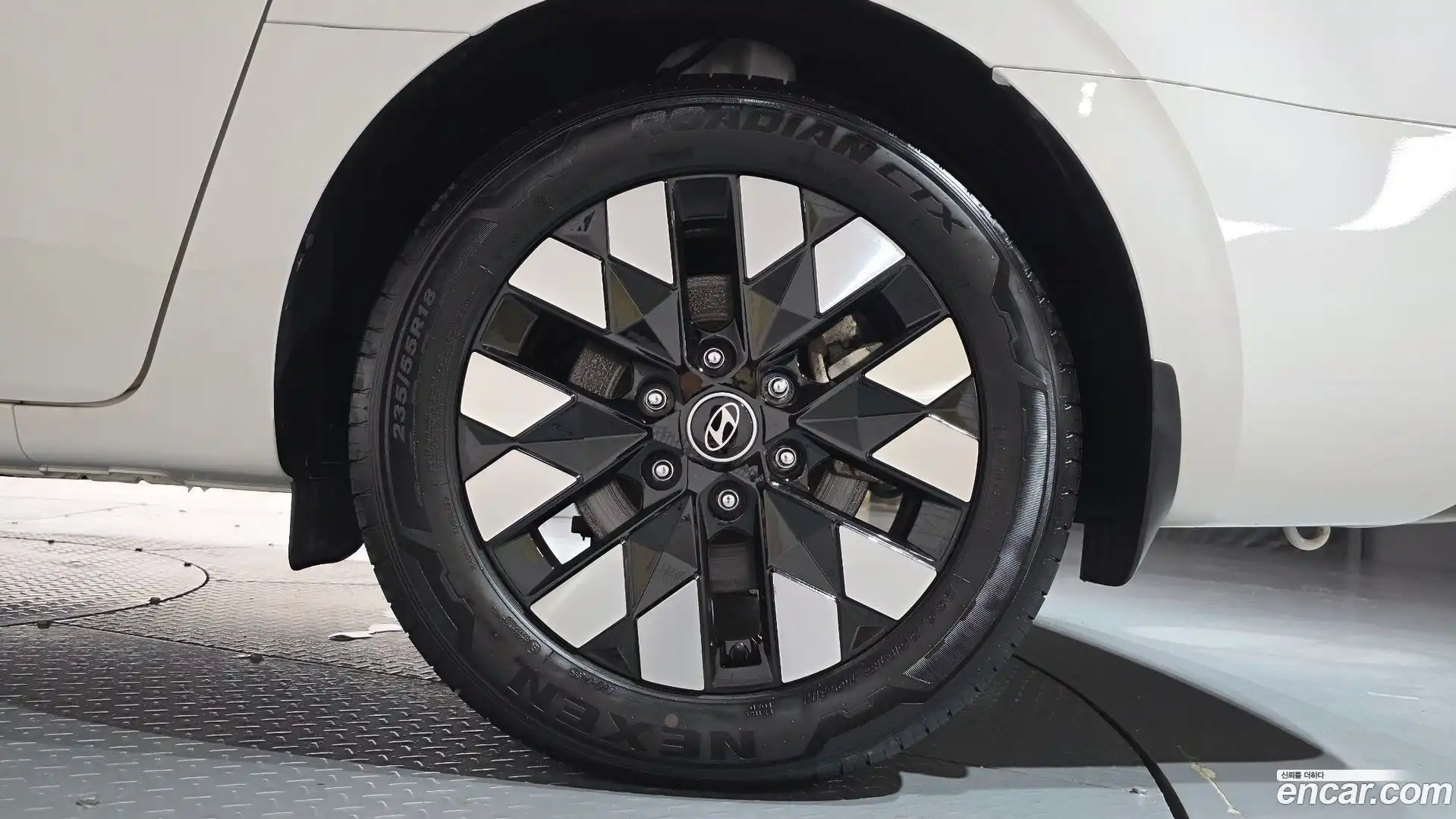 Staria Hyundai 2024.6-OUTER-031