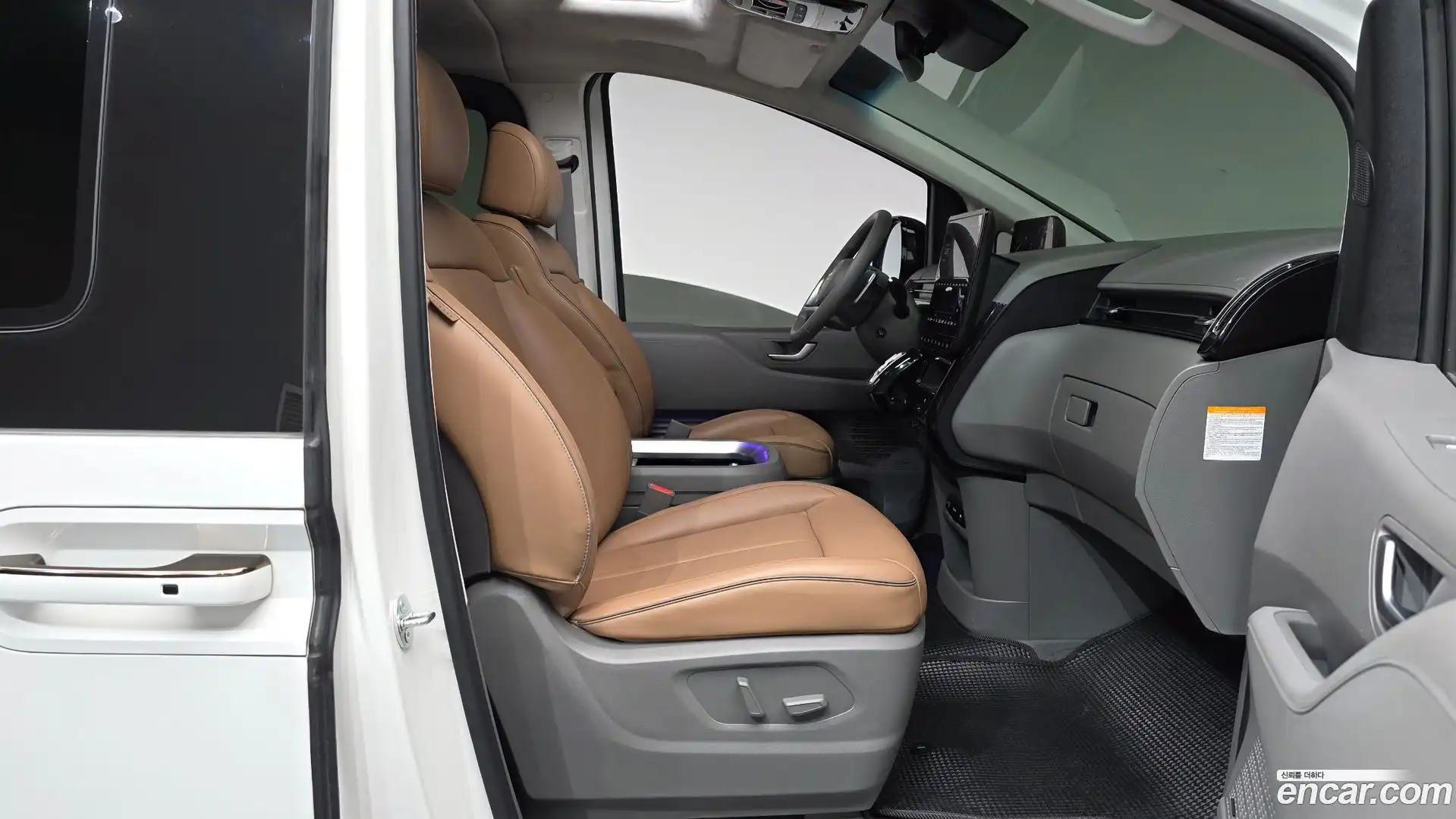 Staria Hyundai 2024.6-INNER-036
