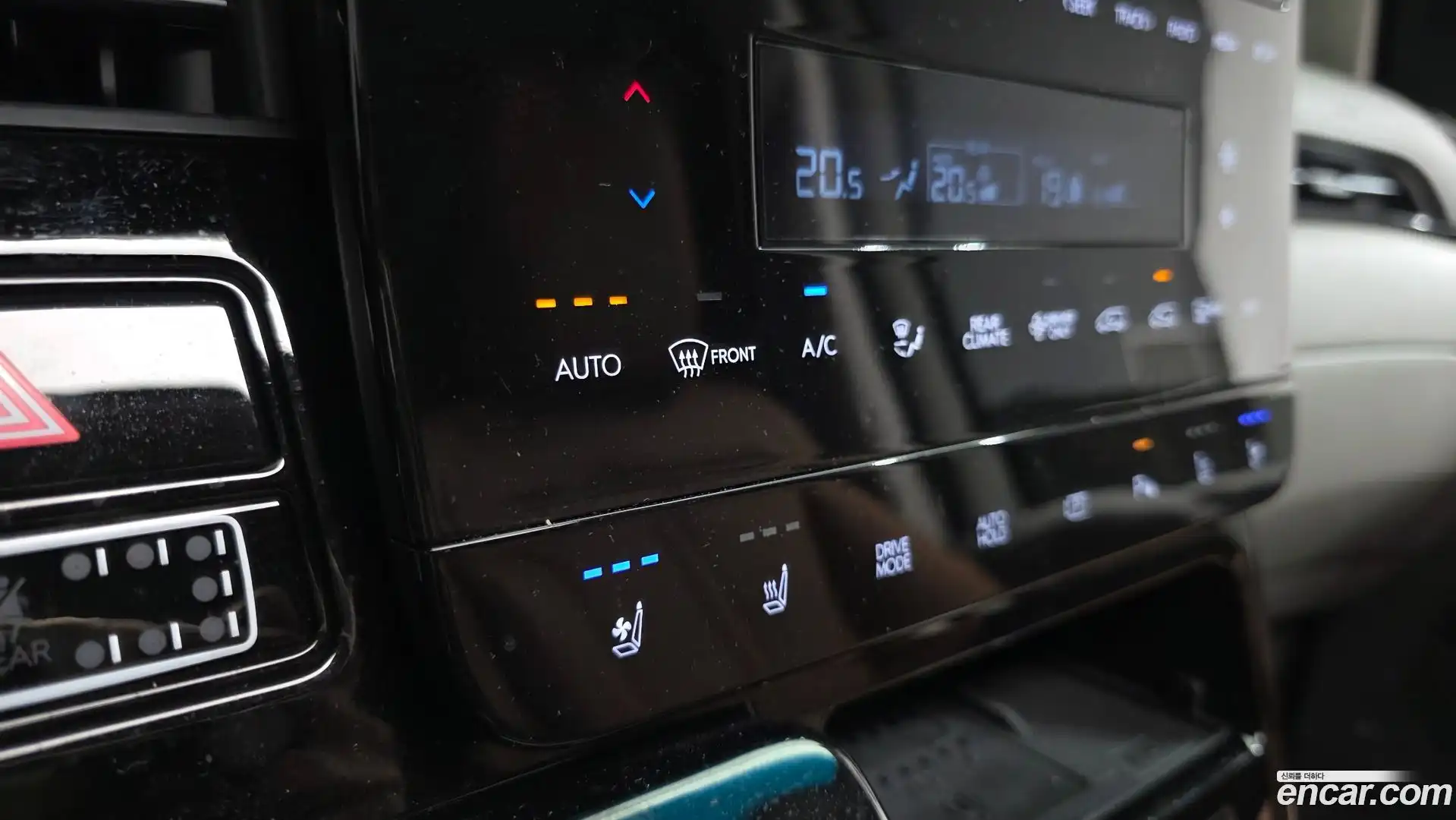 Staria Hyundai 2024.6-OPTION-053