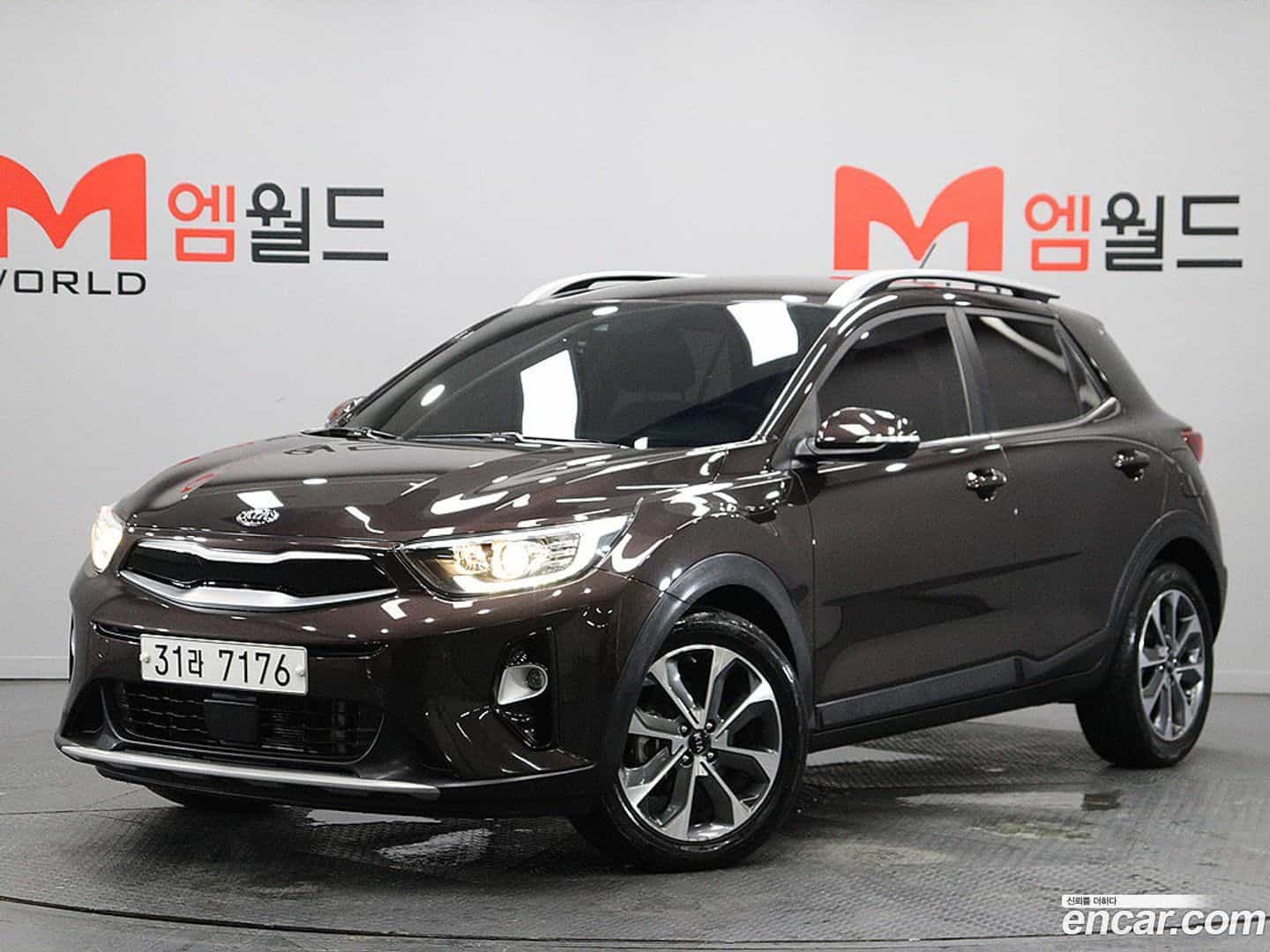 Stonic Kia 2017.6-OUTER-001