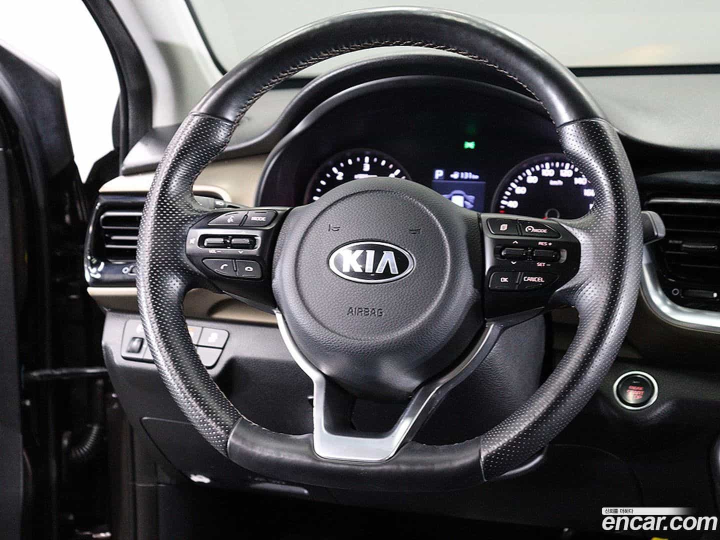 Stonic Kia 2017.6-OPTION-019