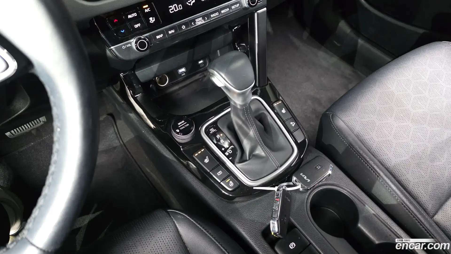 Seltos Kia 2023.5-INNER-009