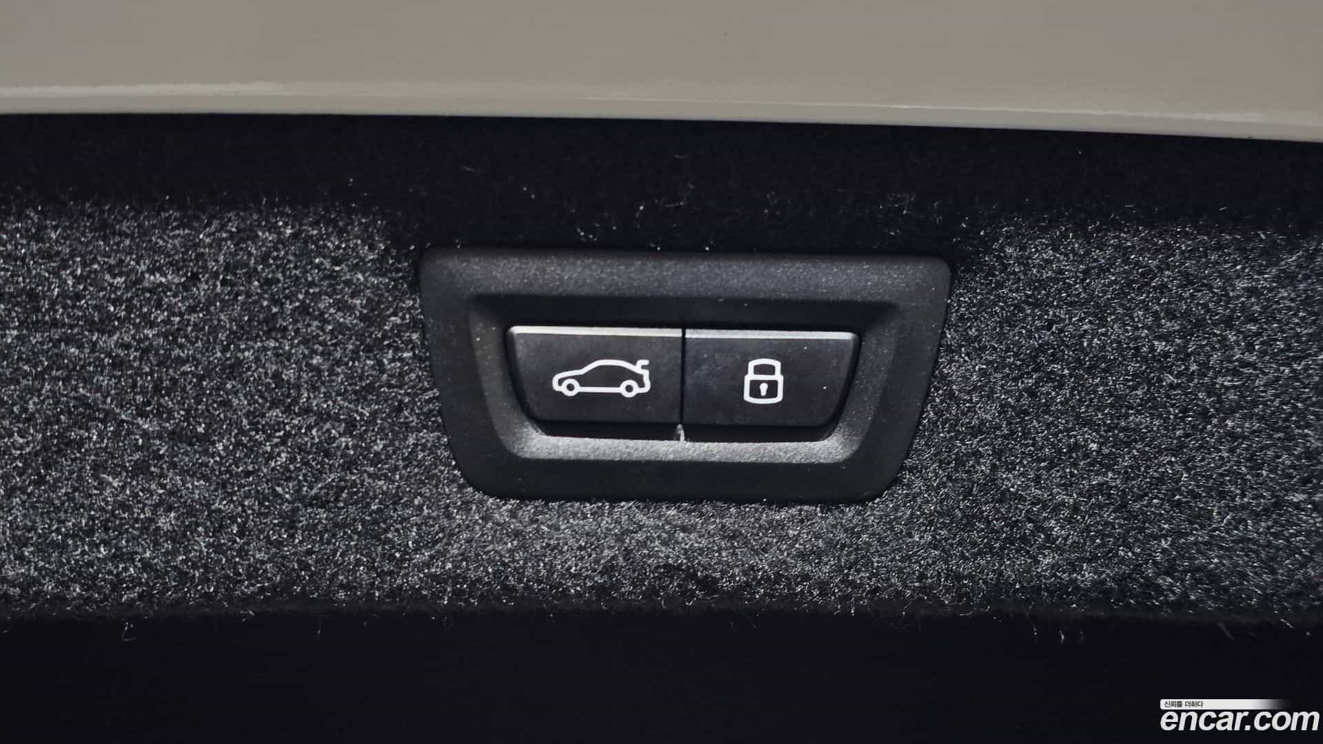 8-Series BMW 2024.8-OPTION-019