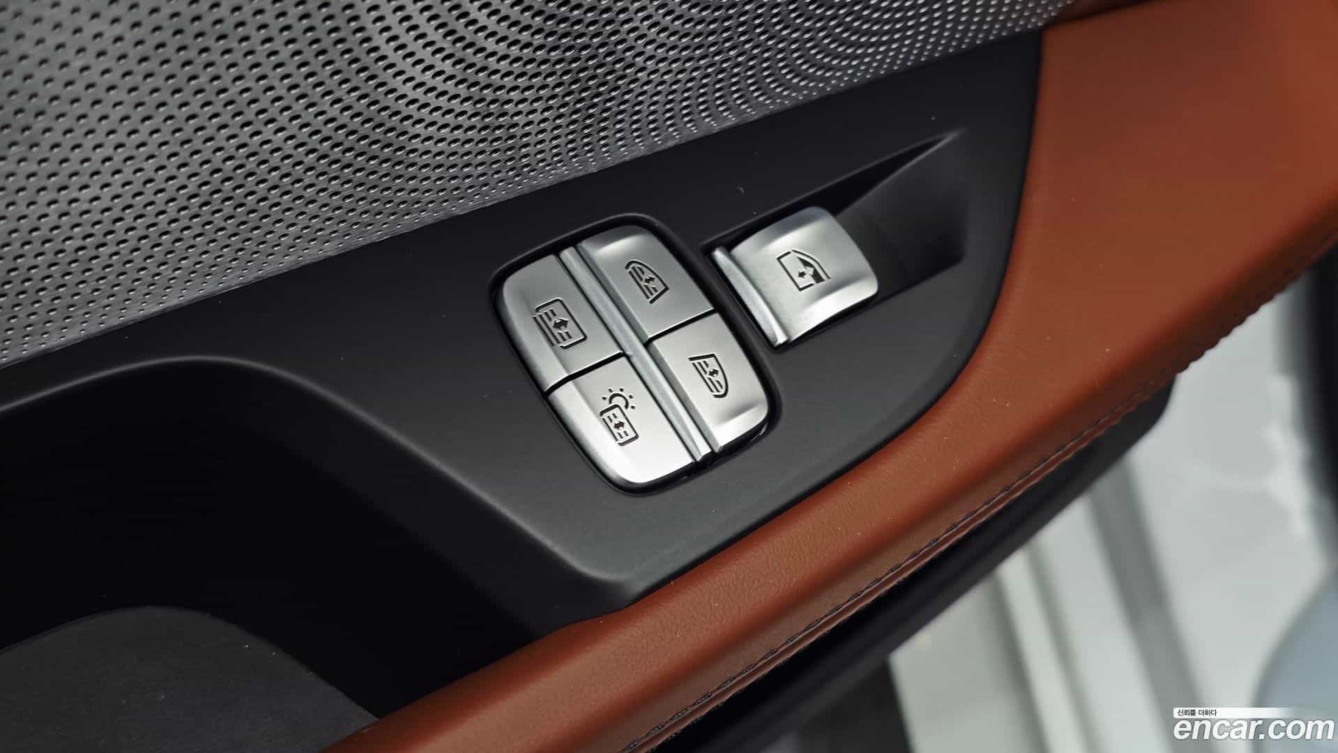 8-Series BMW 2024.8-OPTION-041