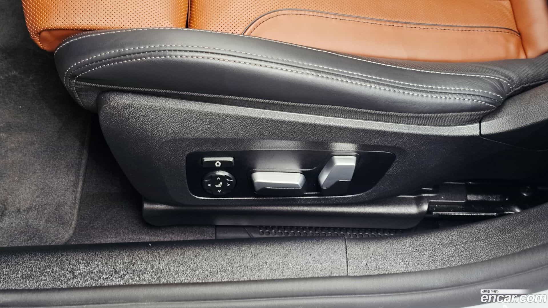 8-Series BMW 2024.8-OPTION-043