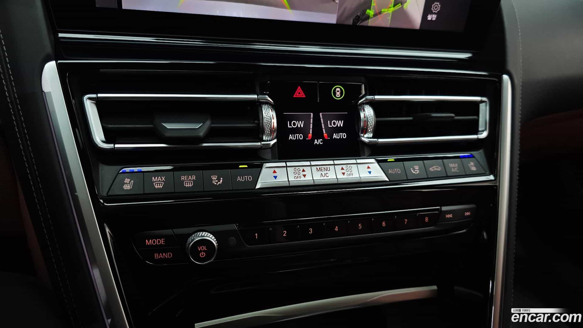8-Series BMW 2024.8-OPTION-045