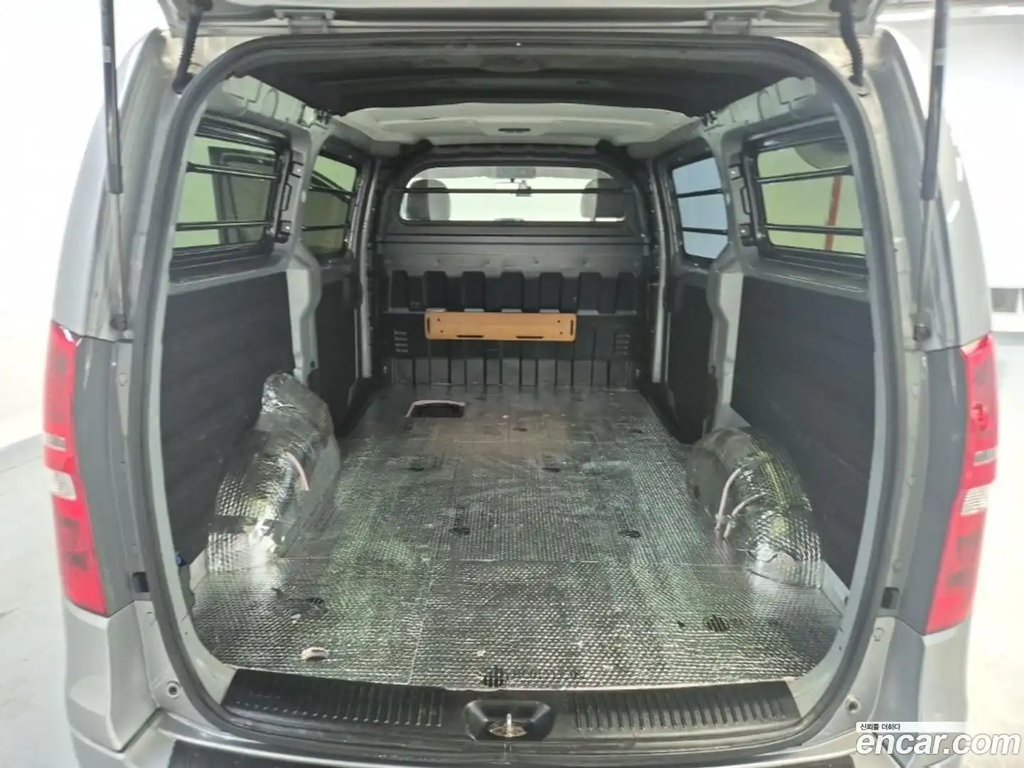 Starex Hyundai 2020.3-OPTION-022