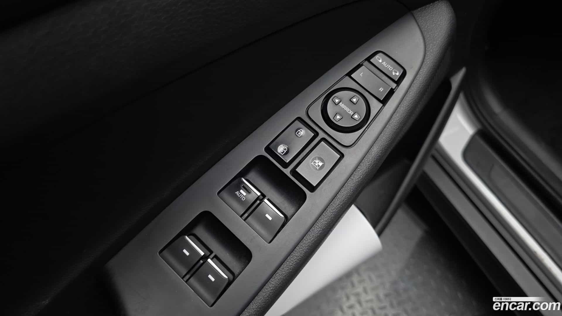 Tucson Hyundai 2019.4-OPTION-041