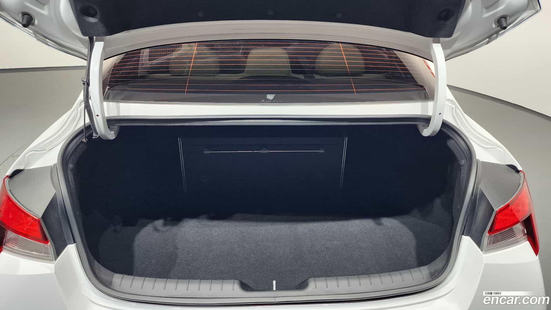 AVANTE Hyundai 2023.6-OPTION-022