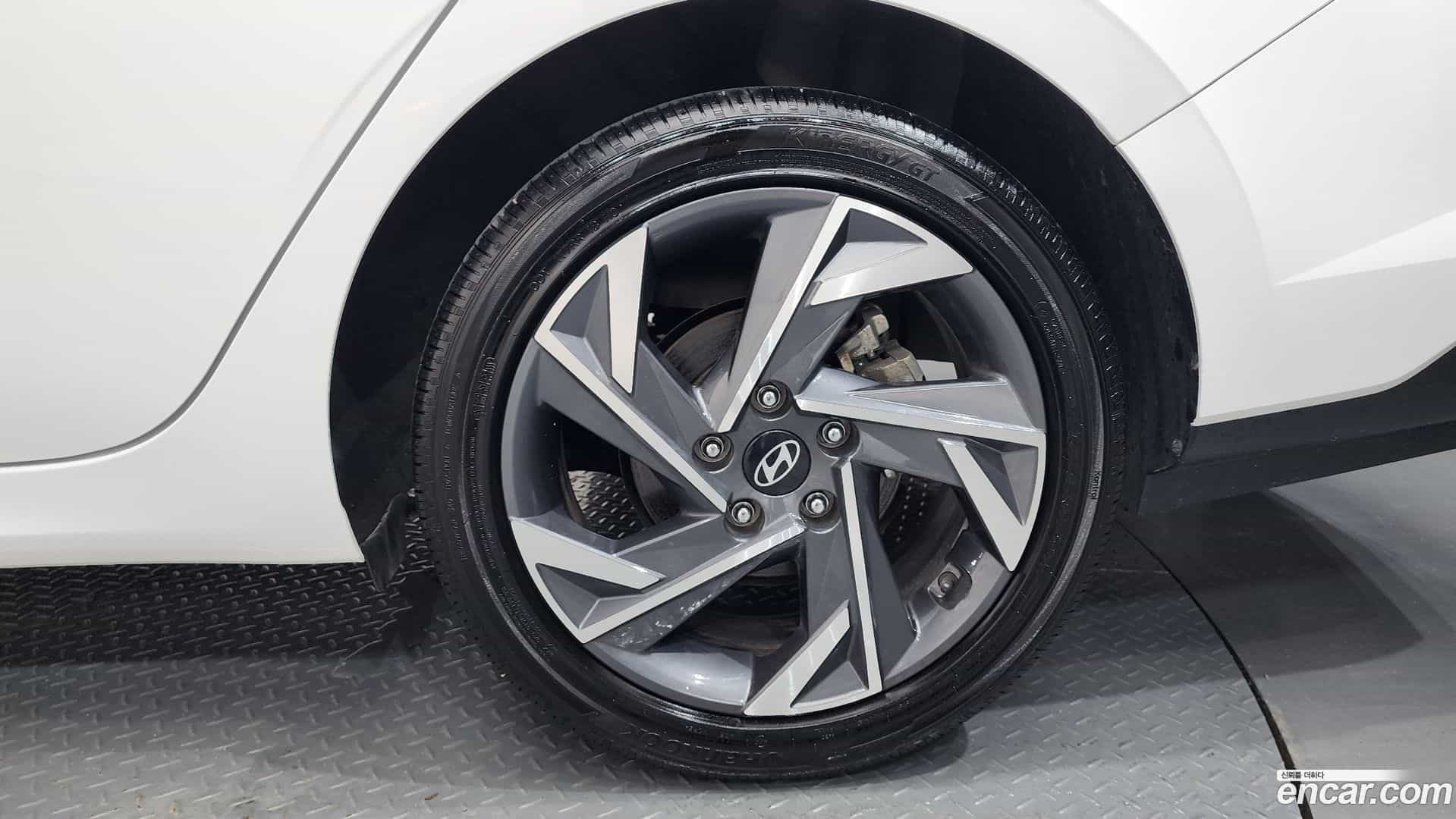 AVANTE Hyundai 2023.6-OUTER-031