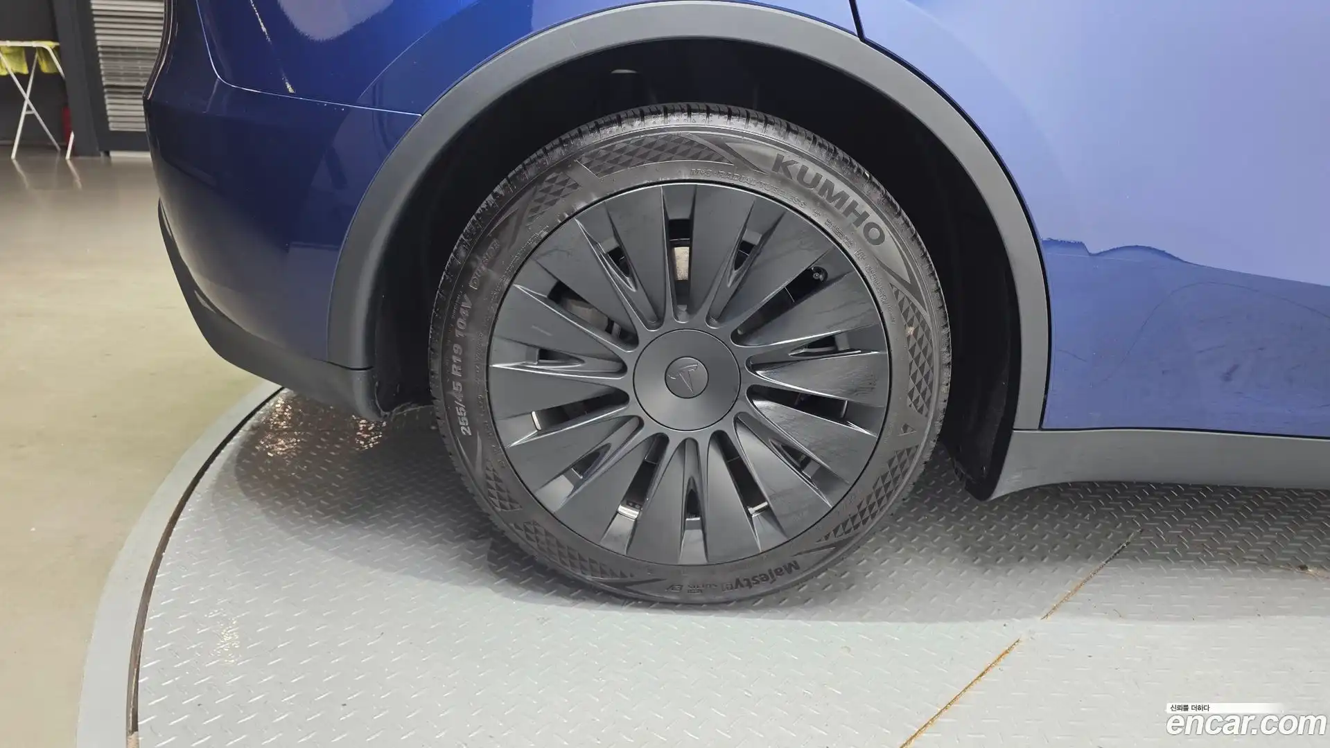 Model Y Tesla 2024.2-OUTER-005