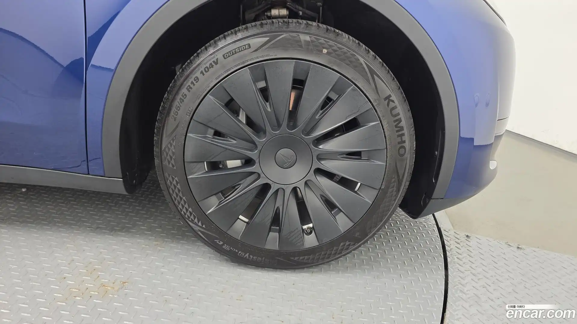 Model Y Tesla 2024.2-OUTER-031