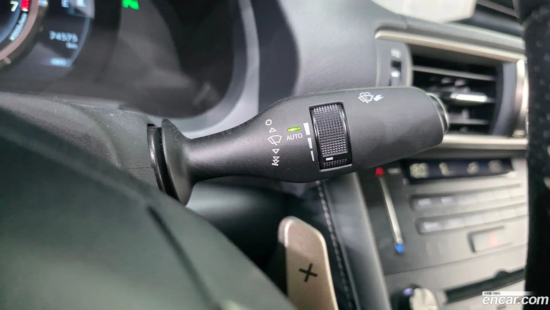 IS Lexus 2018.7-OPTION-040