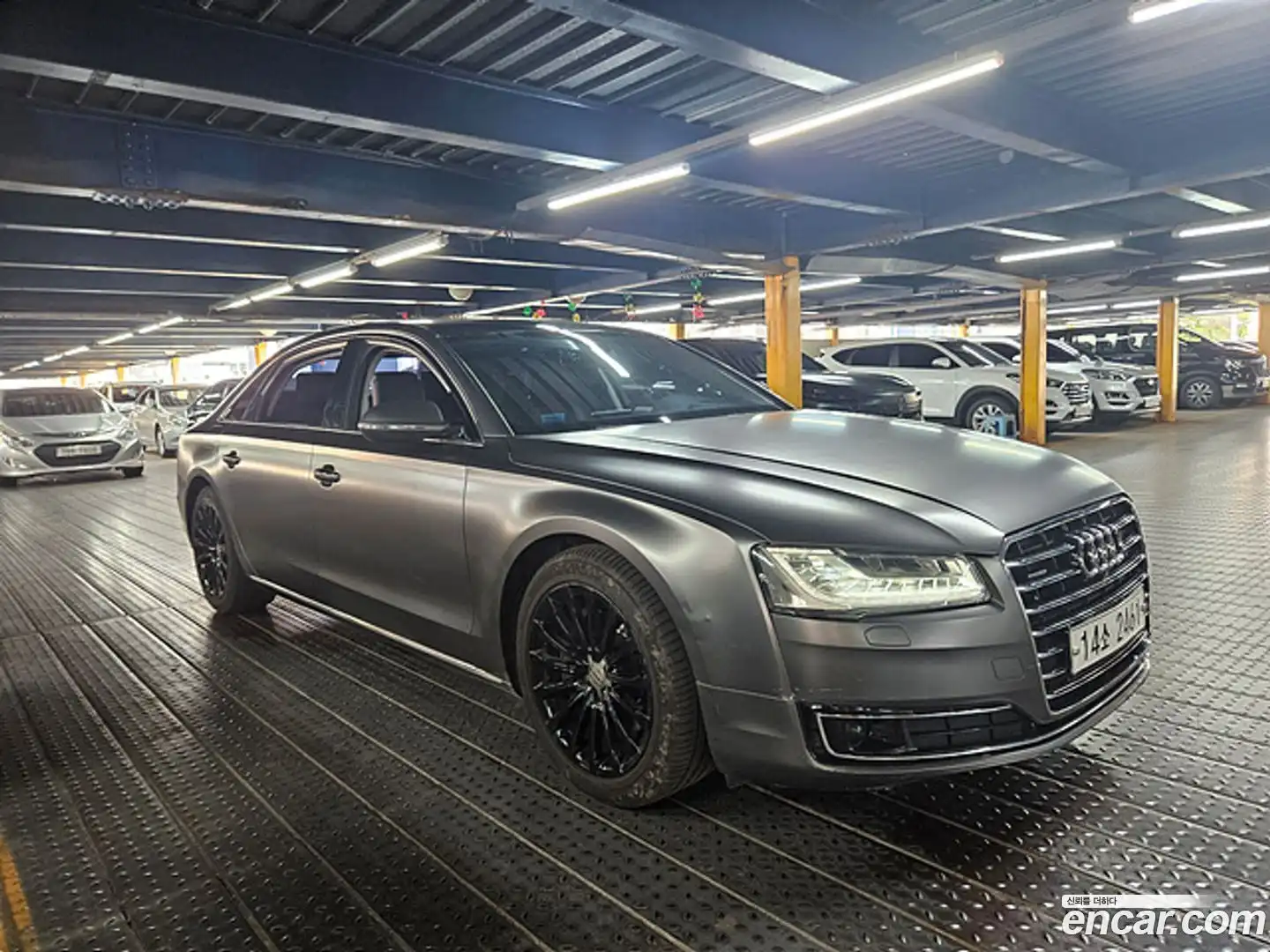 A8 Audi 2014.9-OUTER-003